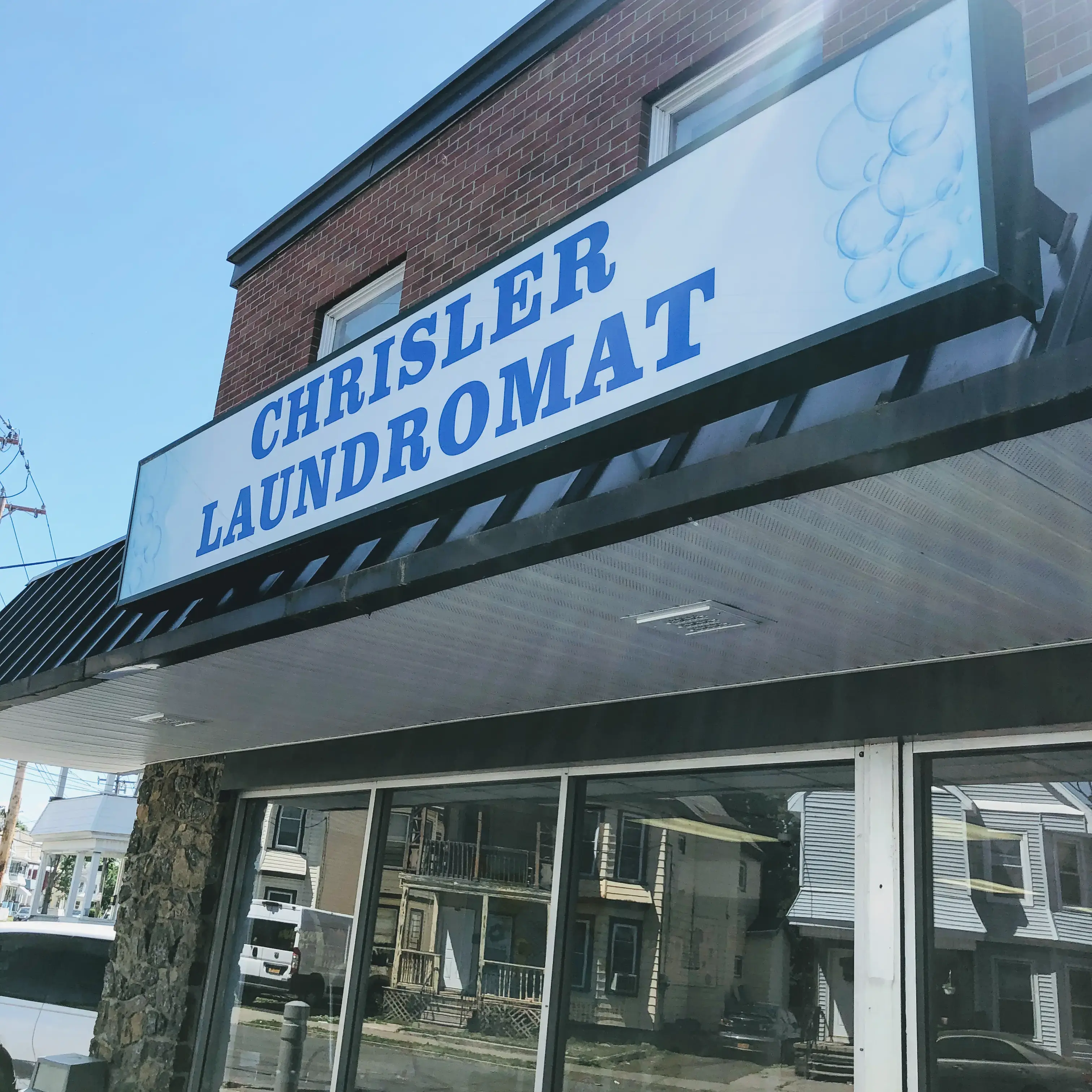 Chrisler Laundromat thumbnail 6