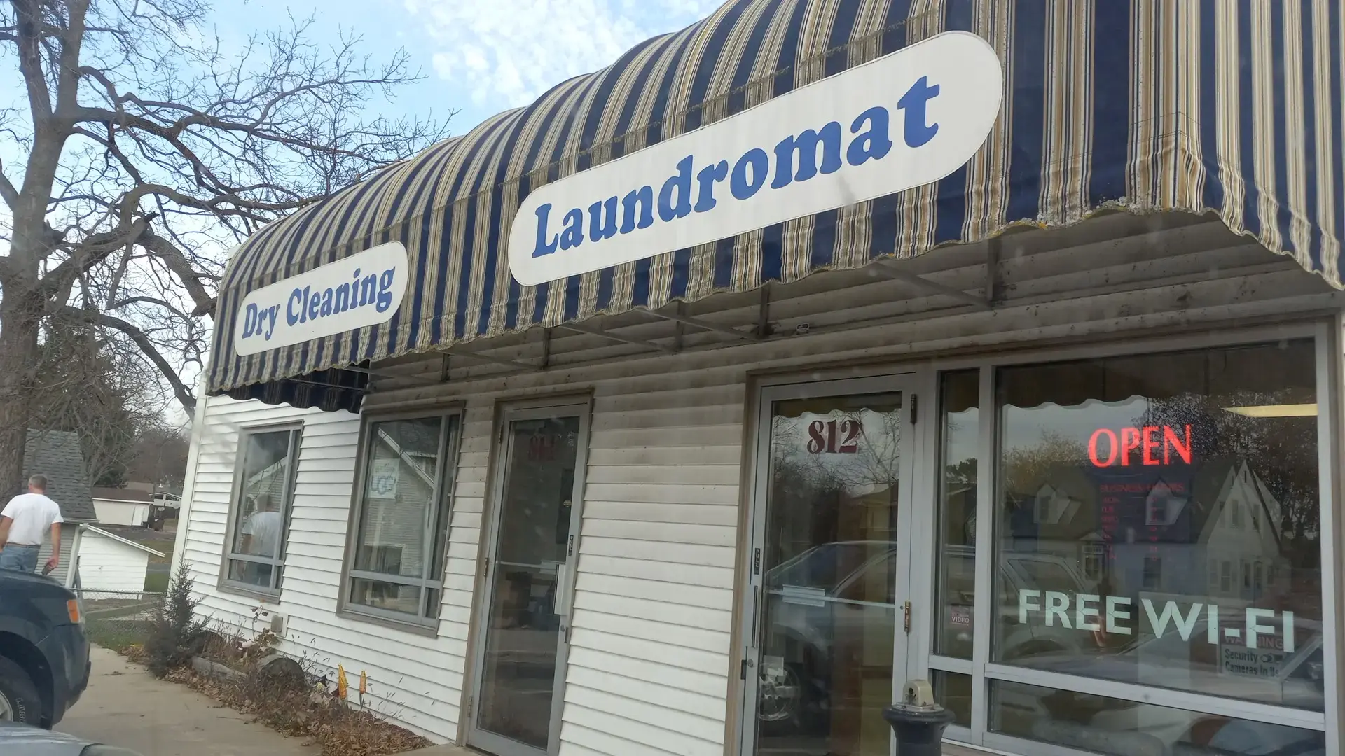 Church Street Laundromat - Image 7