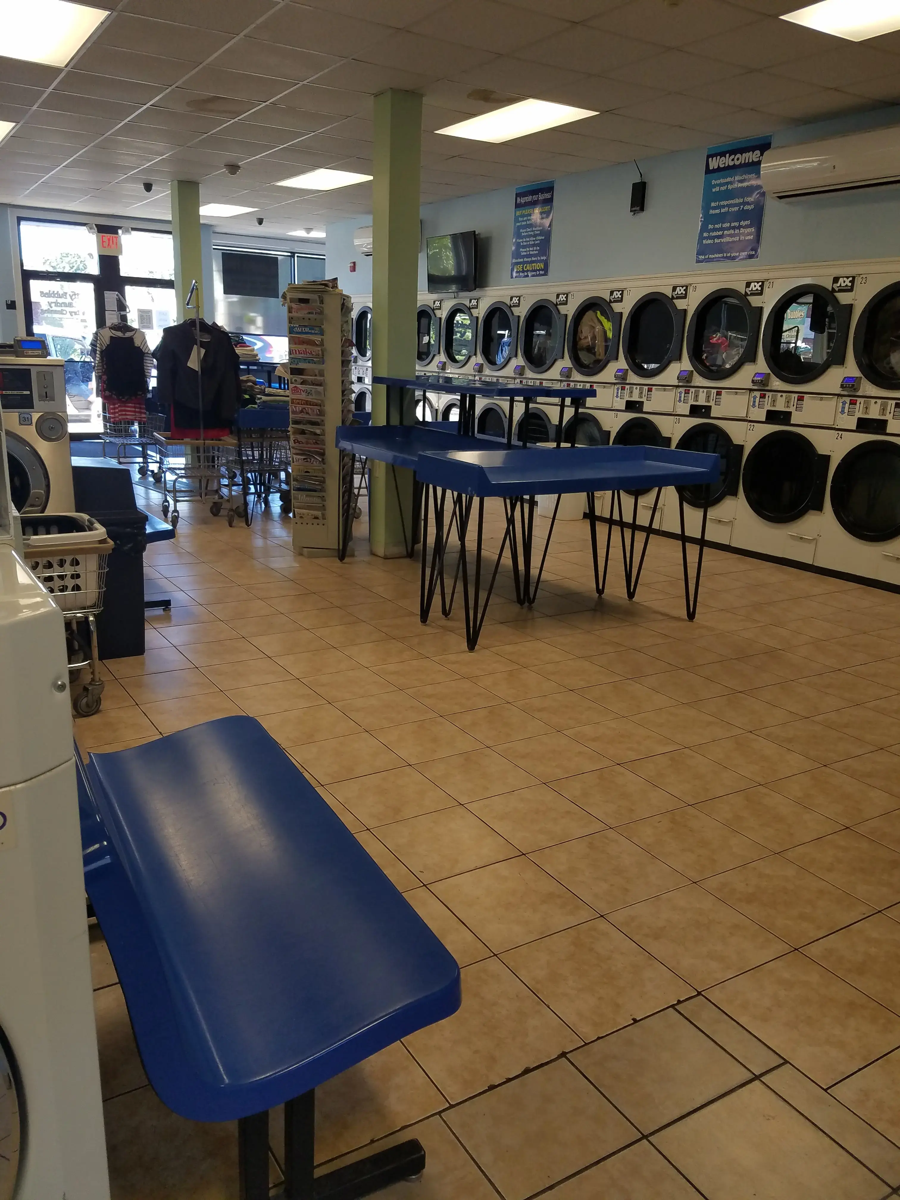 City Bubbles Laundry - Image 18