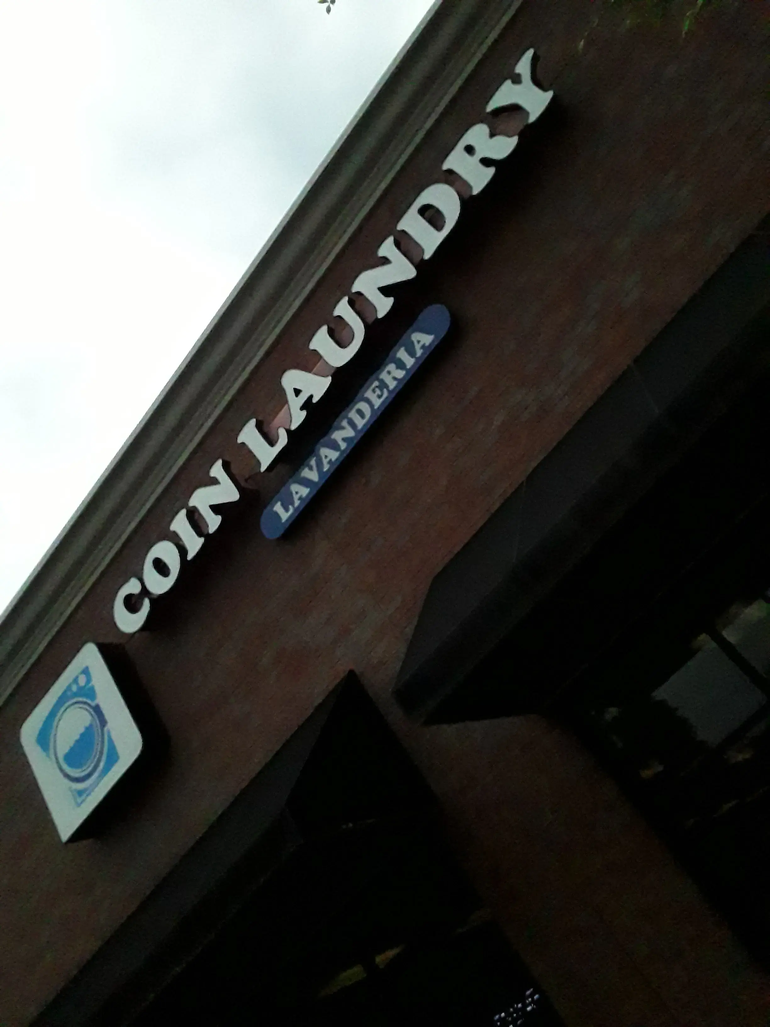 City Laudromat thumbnail 14