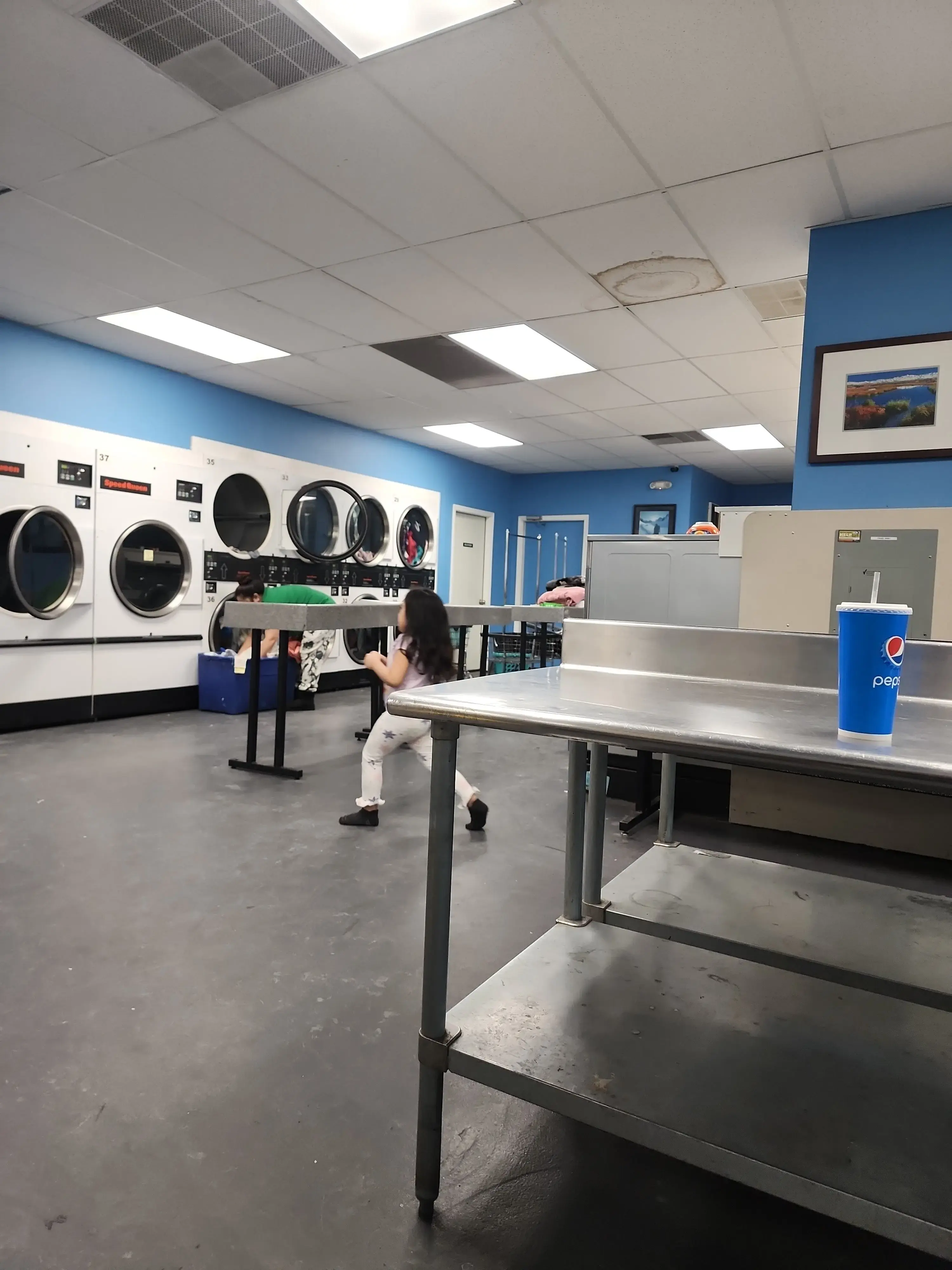 City Laundromat - Image 1
