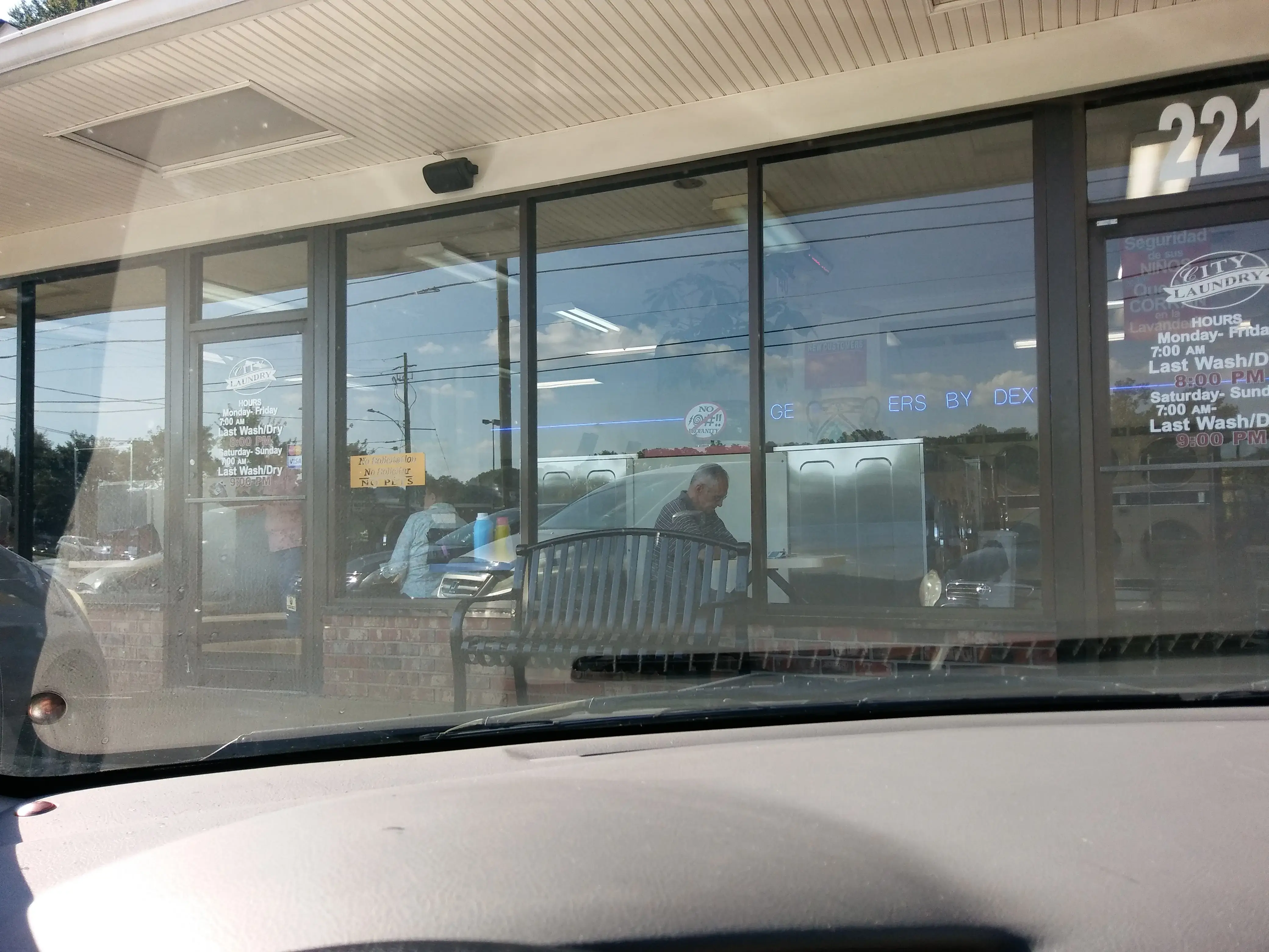 City Laundry thumbnail 9