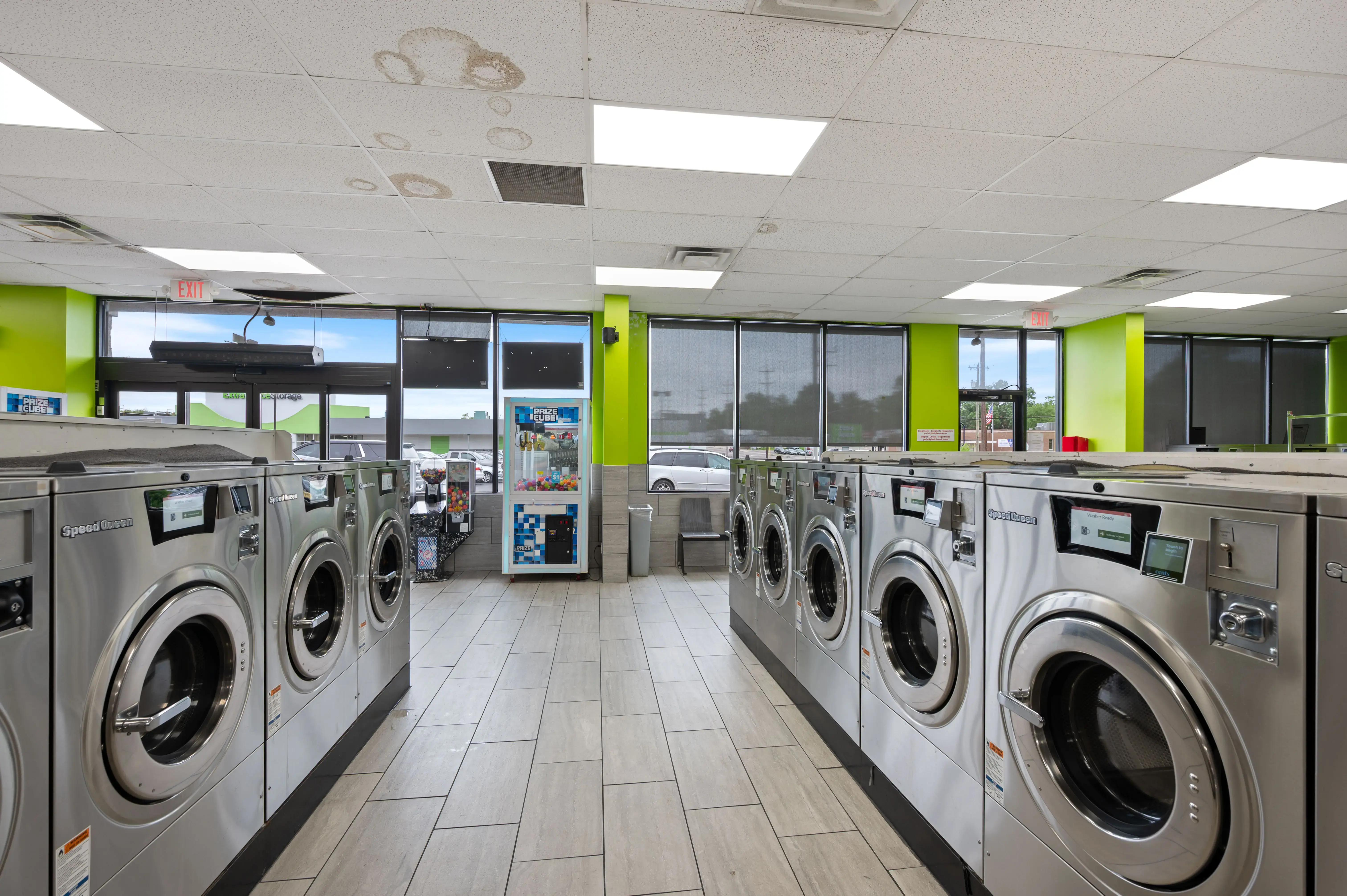 City Limits Laundry and Tan thumbnail 19