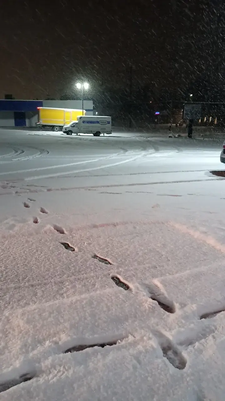 City Limits Laundry and Tan - Image 13