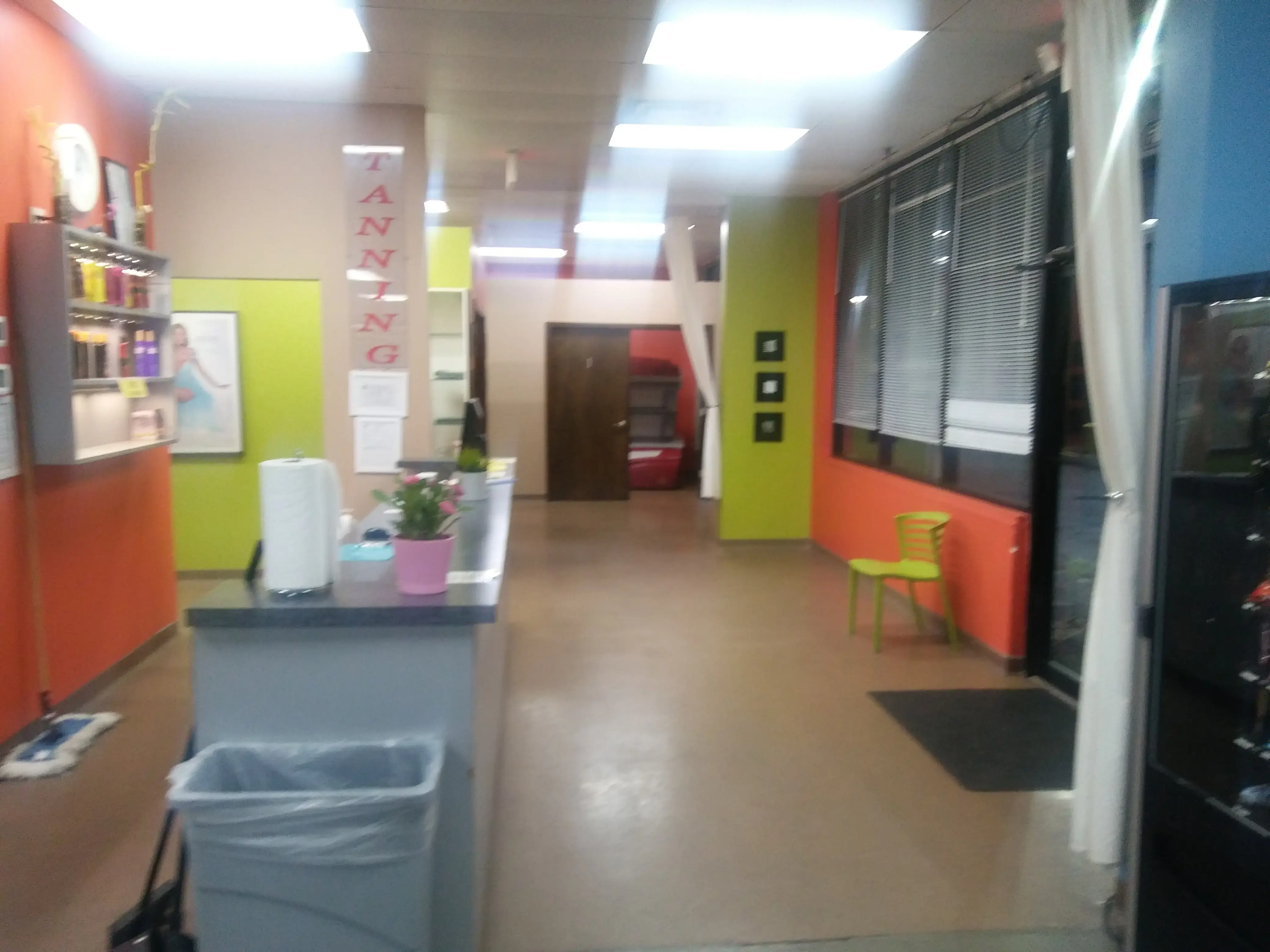 City Limits Laundry and Tan thumbnail 12