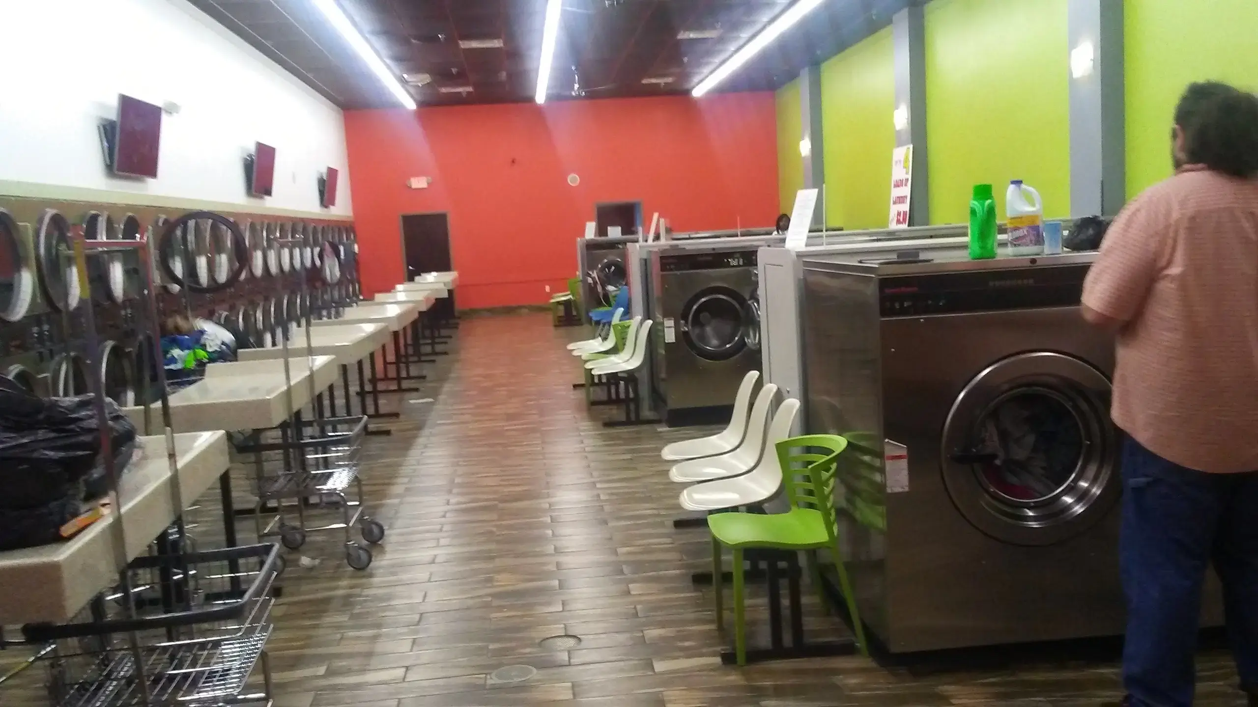 City Limits Laundry - Image 7