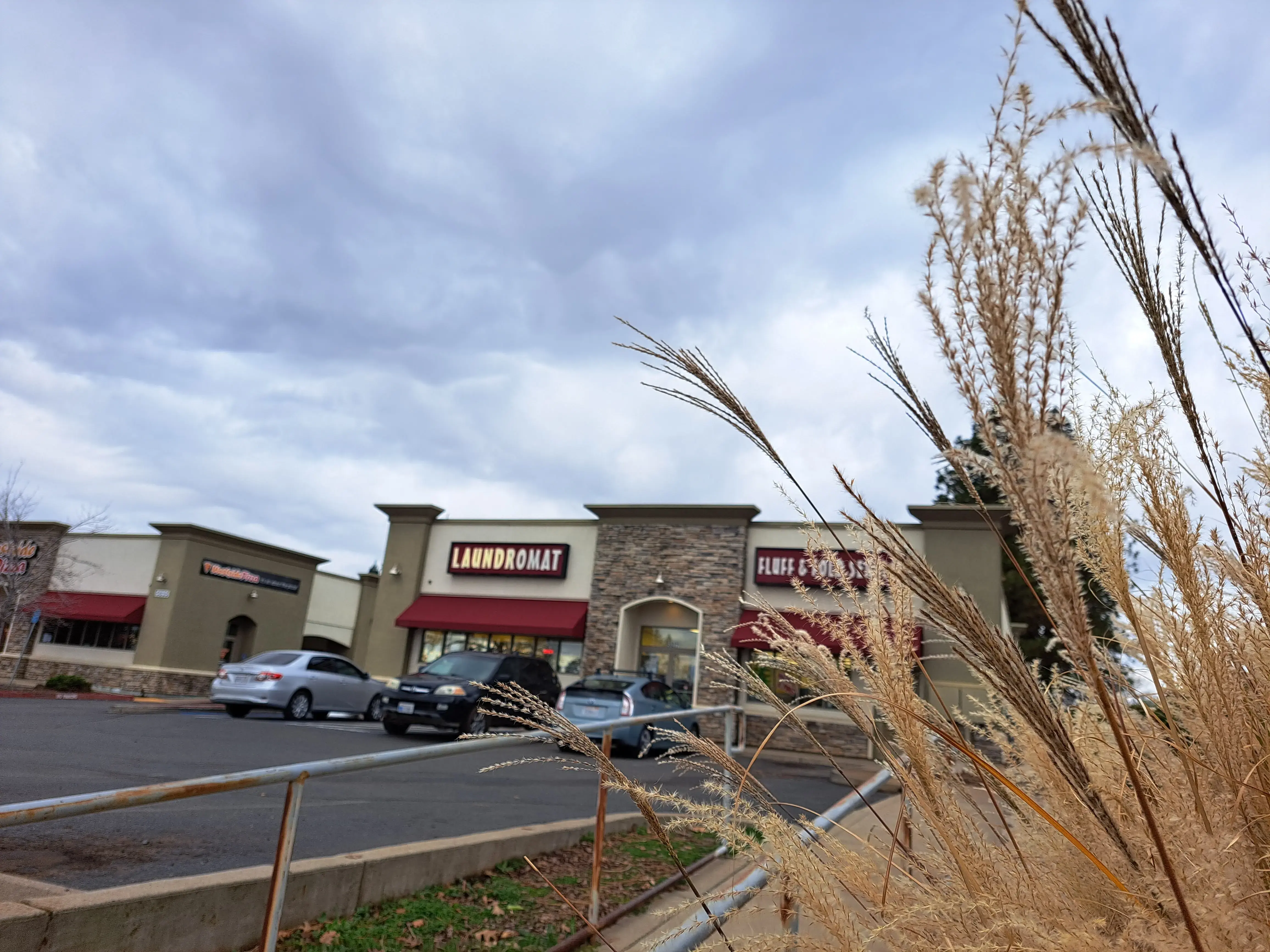 Clark Road Laundromat - Image 6