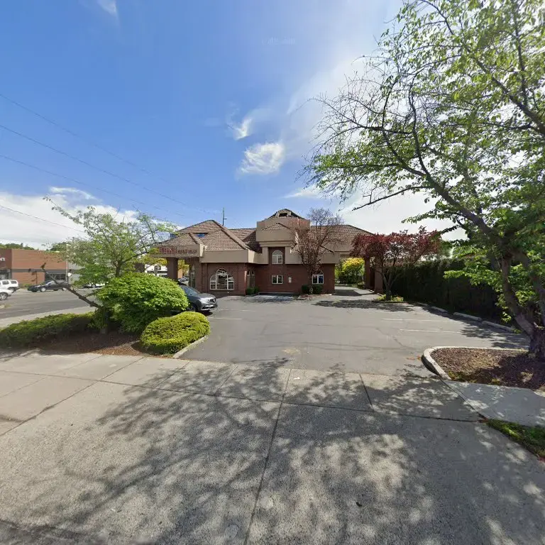 Clark's Cleaners - Image 5