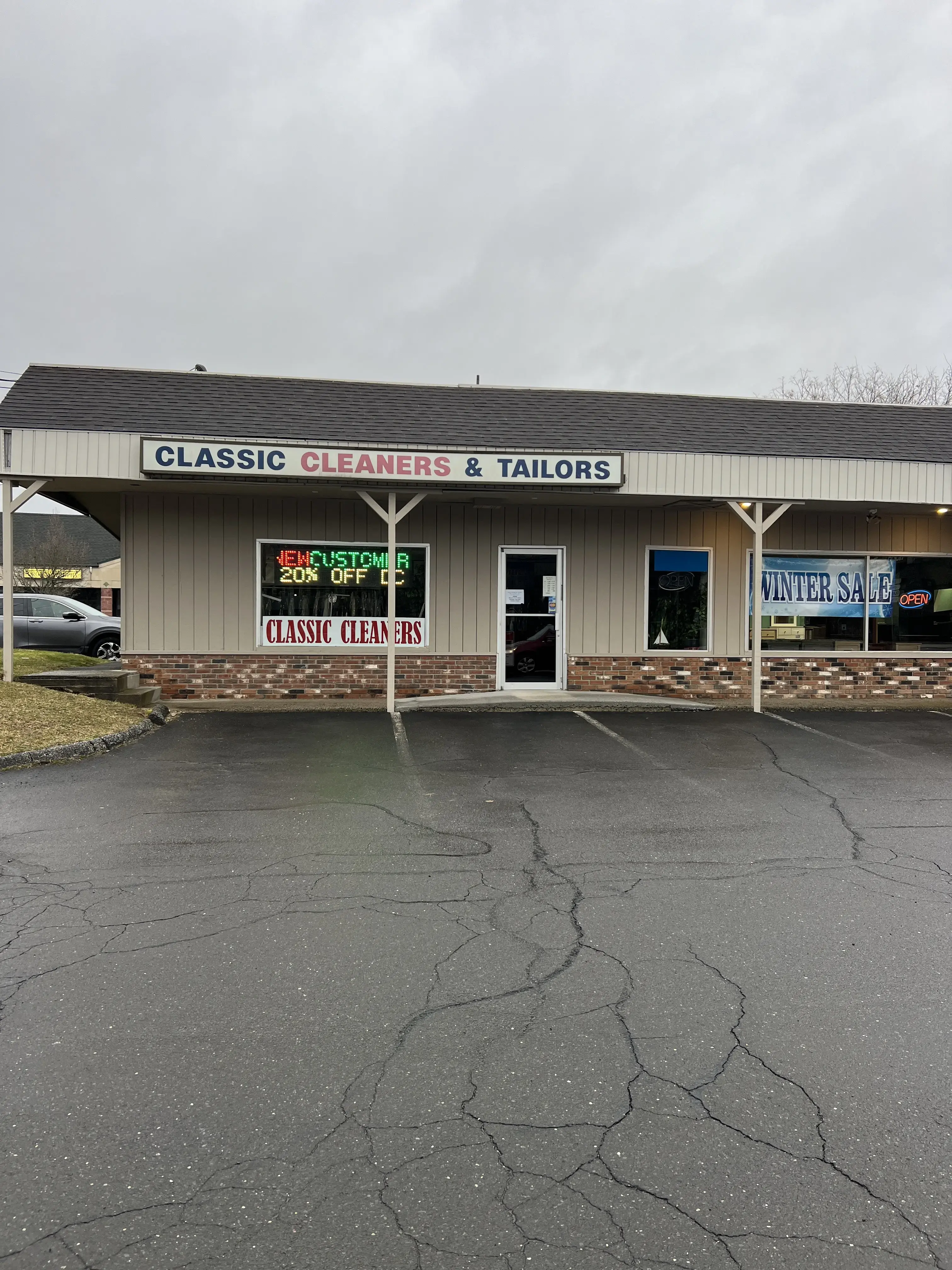 Classic Cleaners thumbnail 2