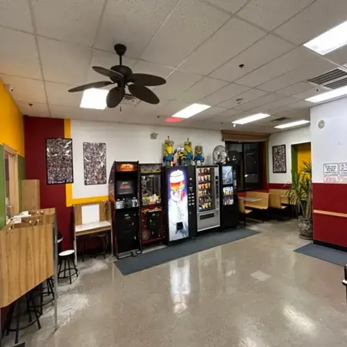 Classic Coin Laundry - Image 18