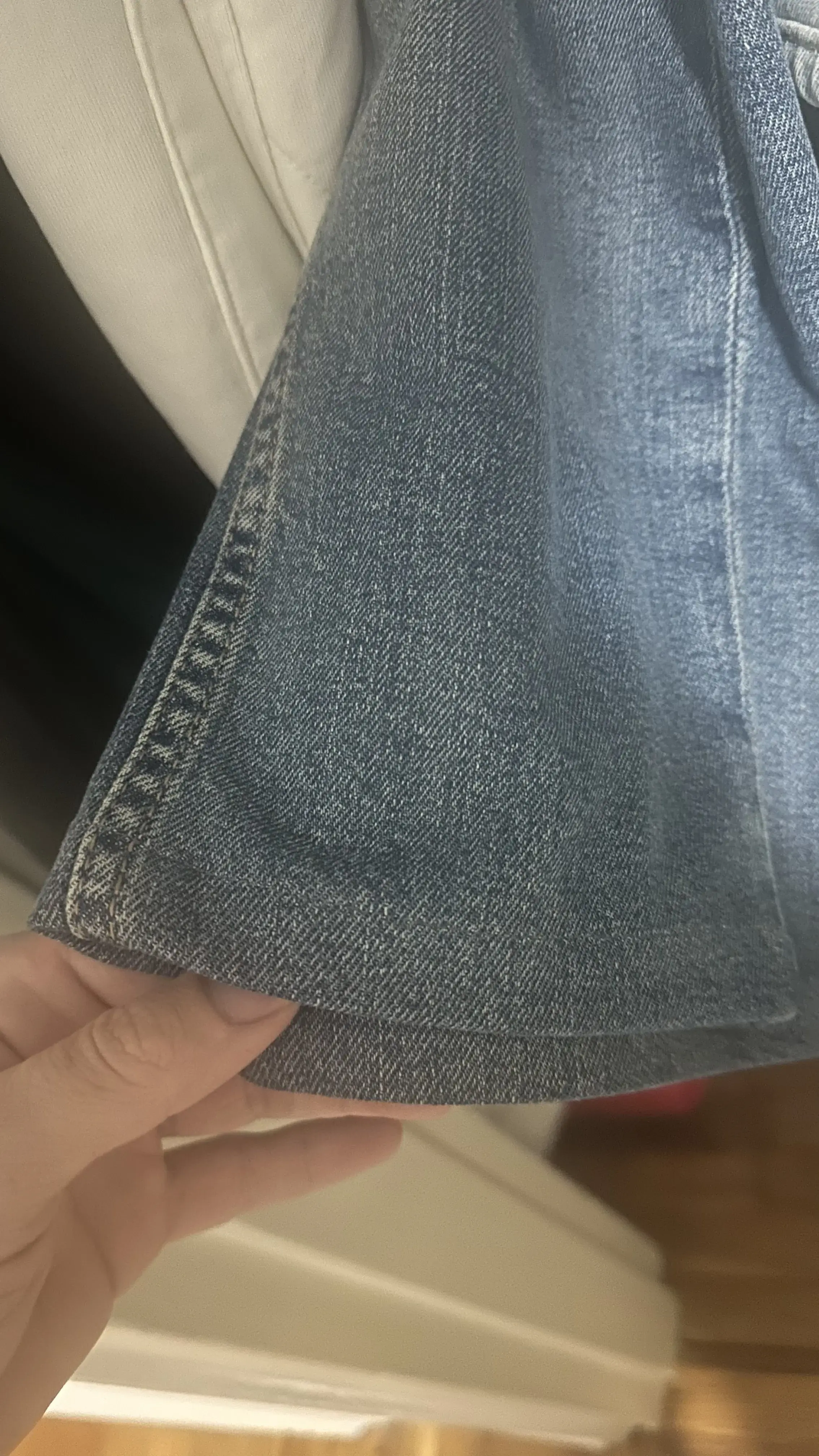 Classic Deluxe Cleaners - Image 7