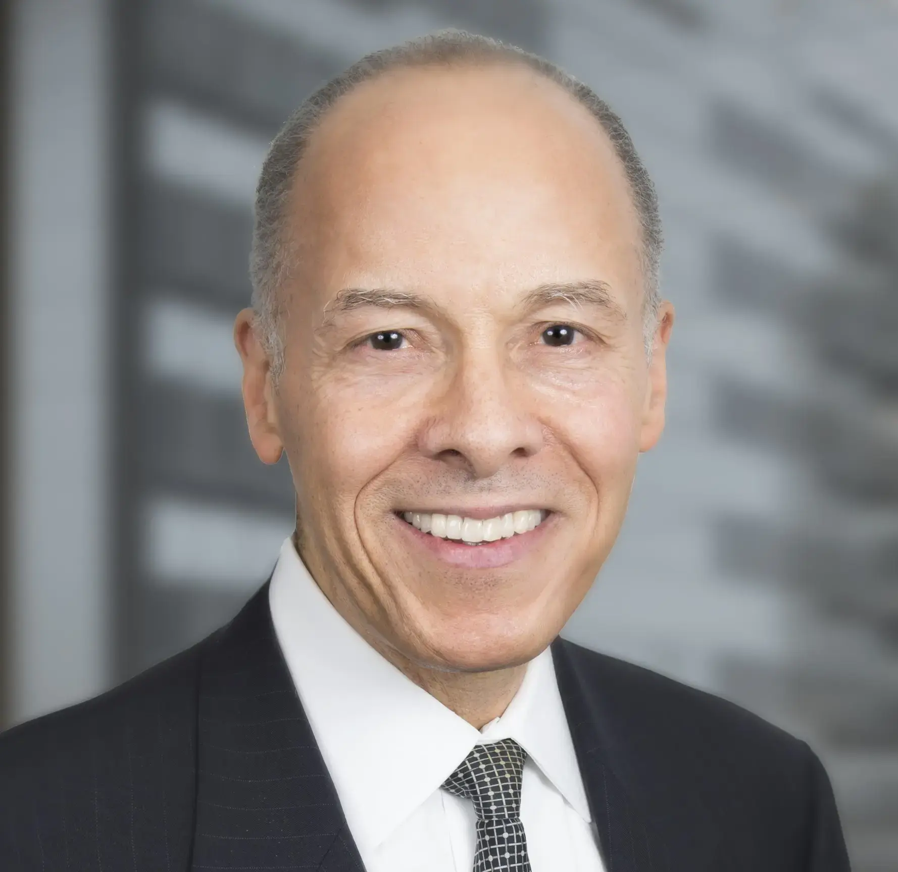 Classic Deluxe Cleaners - Image 13