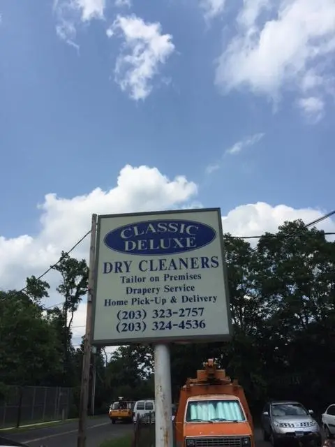 Classic Deluxe Cleaners thumbnail 1