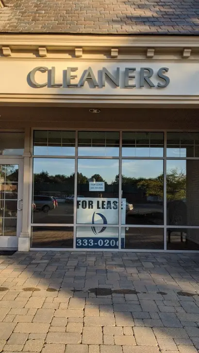 Classic Deluxe Cleaners thumbnail 2