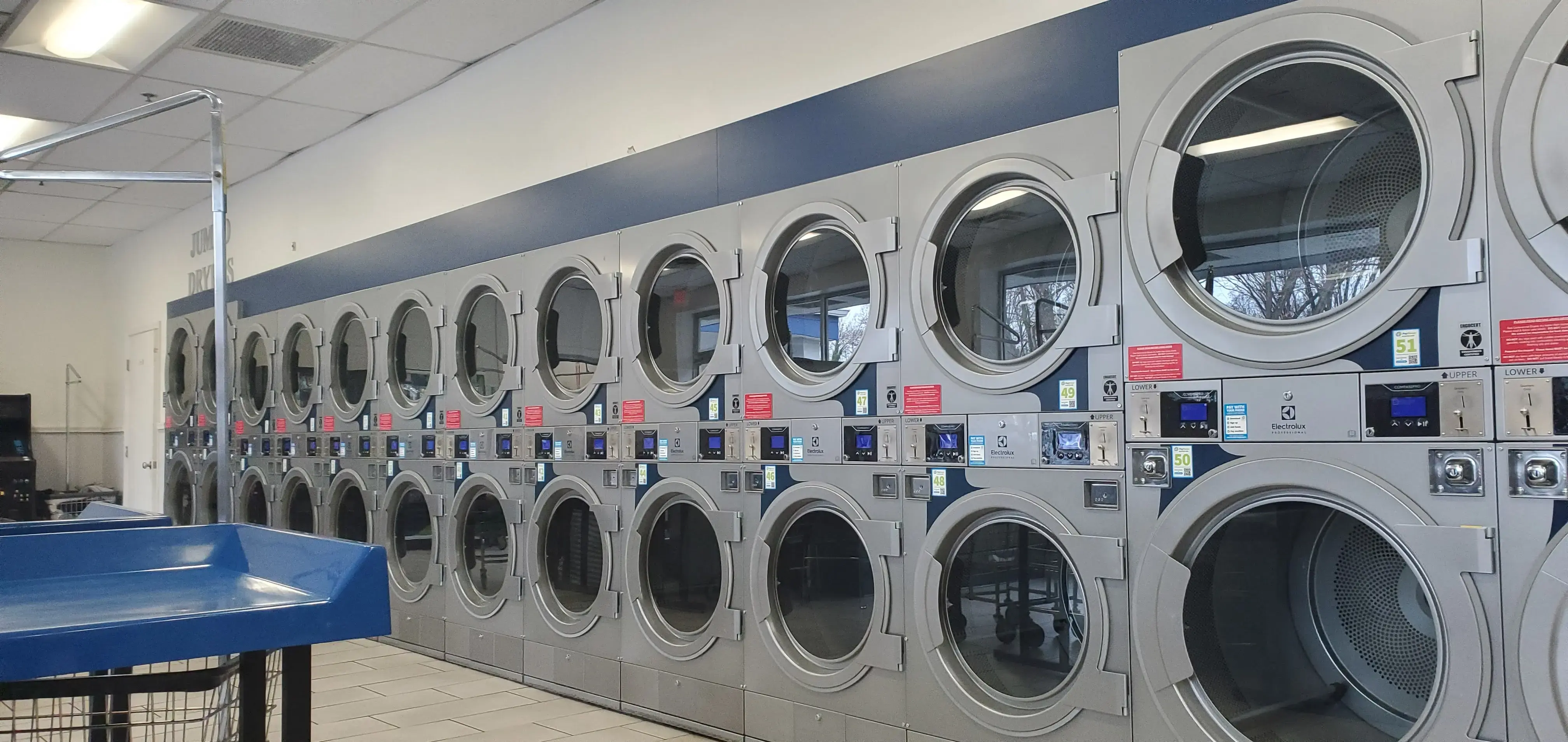 Classic Drycleaners and Laundromats thumbnail 2