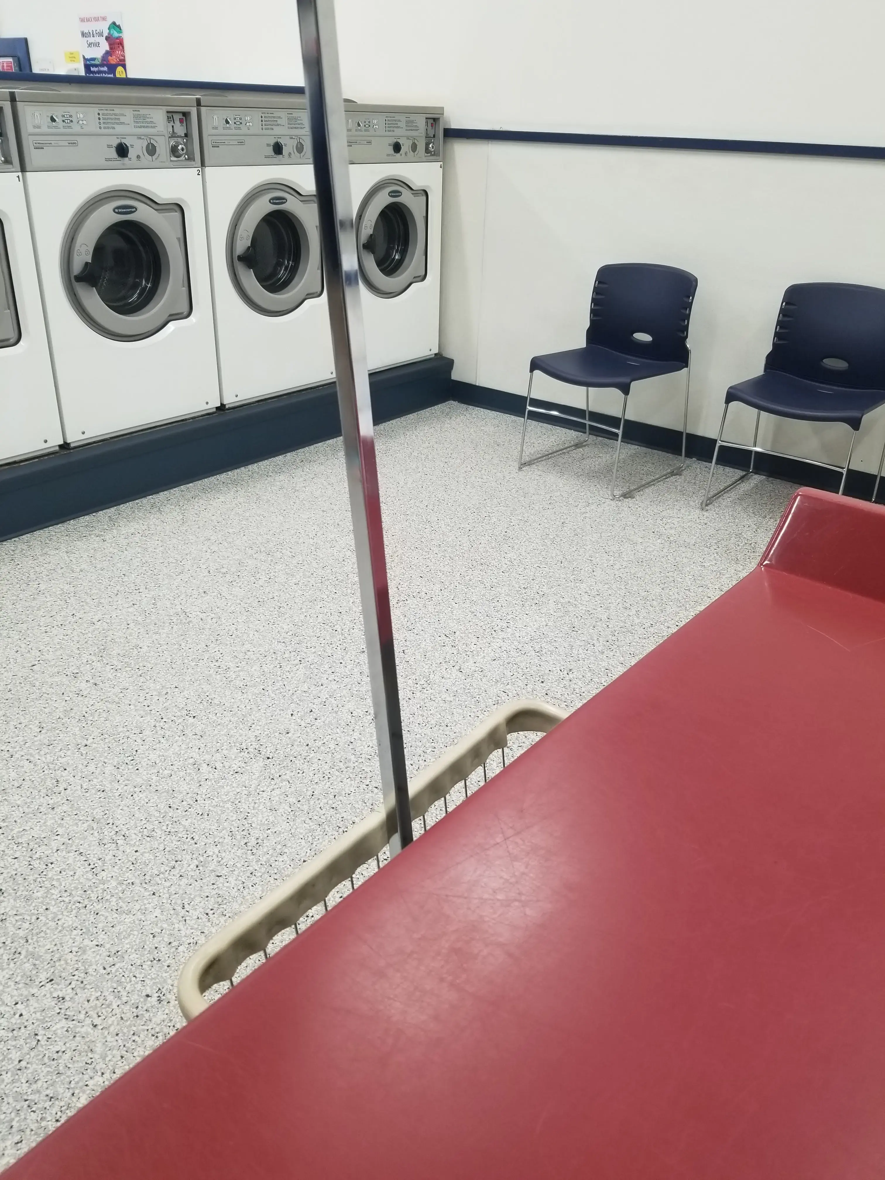 Classic Drycleaners and Laundromats thumbnail 3