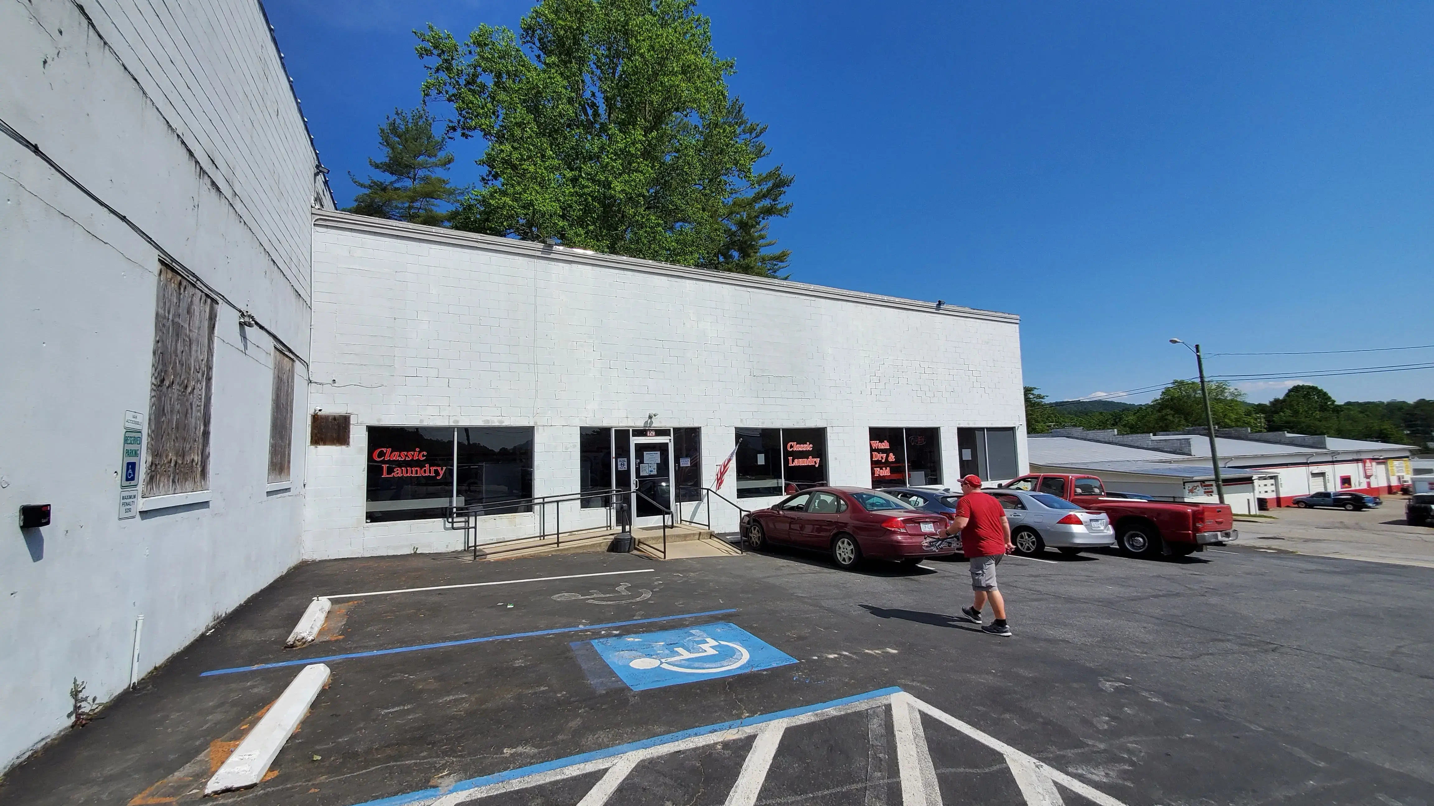 Classic Laundry thumbnail 3