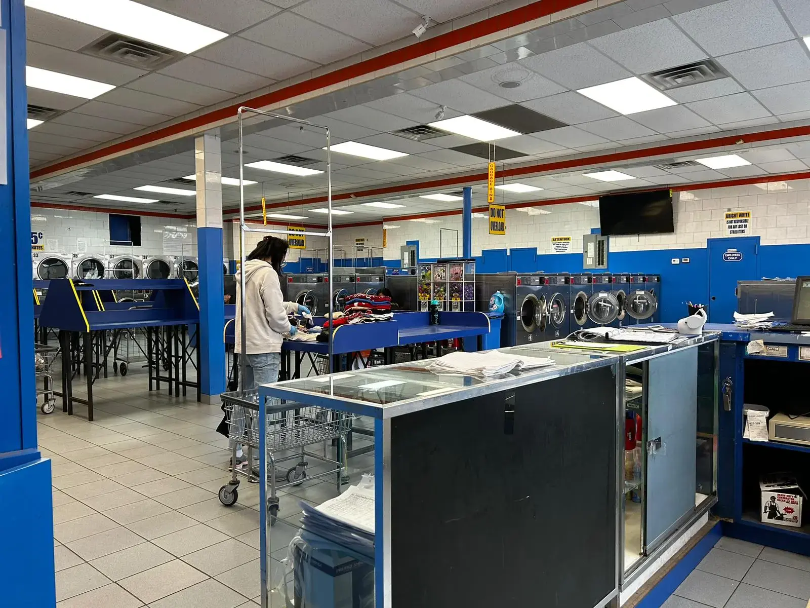 Classic Laundry - Image 2