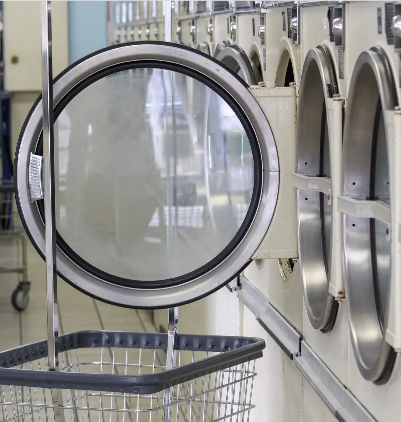 Classic Laundry - Image 6