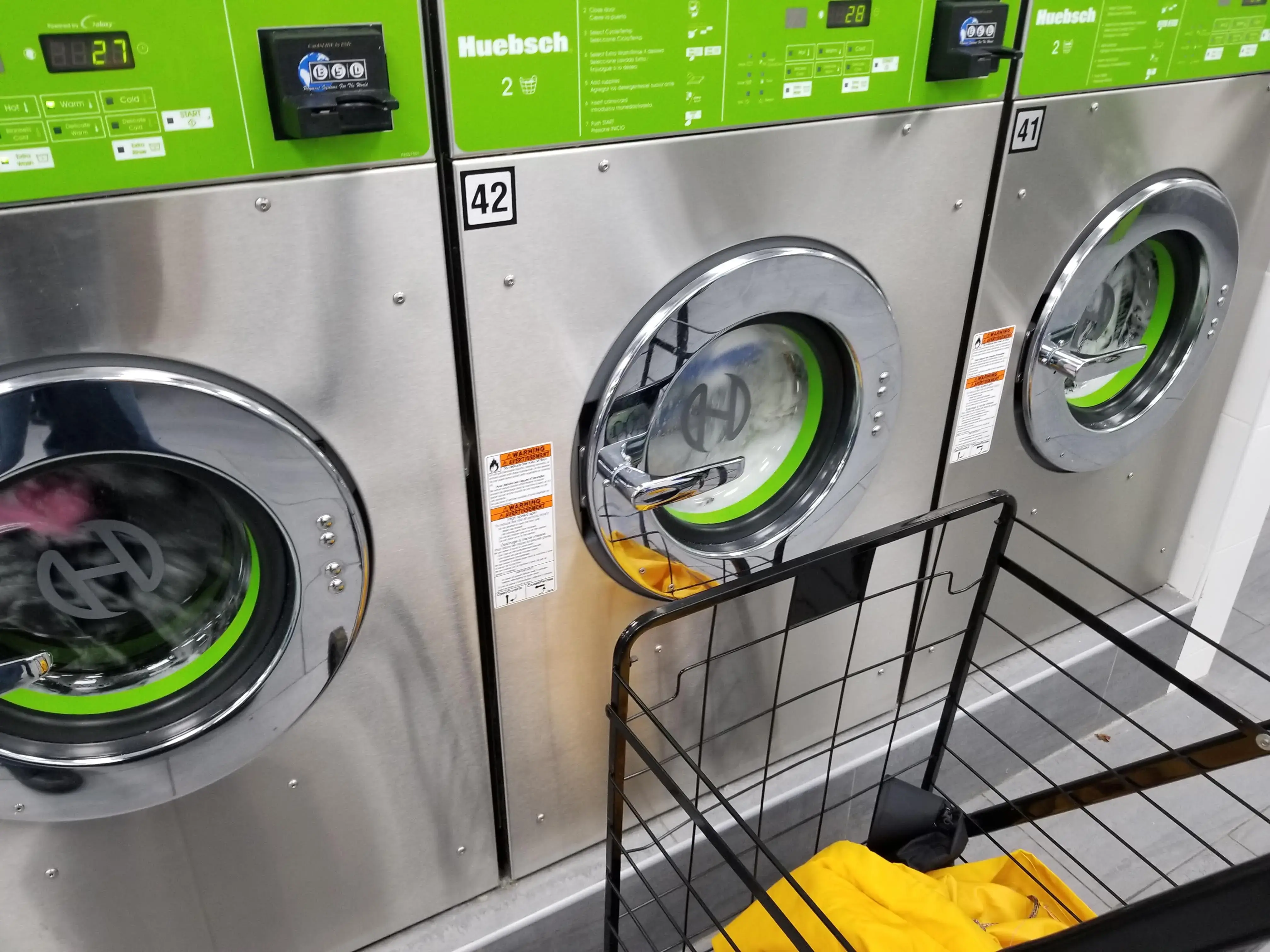 CLEAN AND GREEN LAUNDROMAT - Image 11