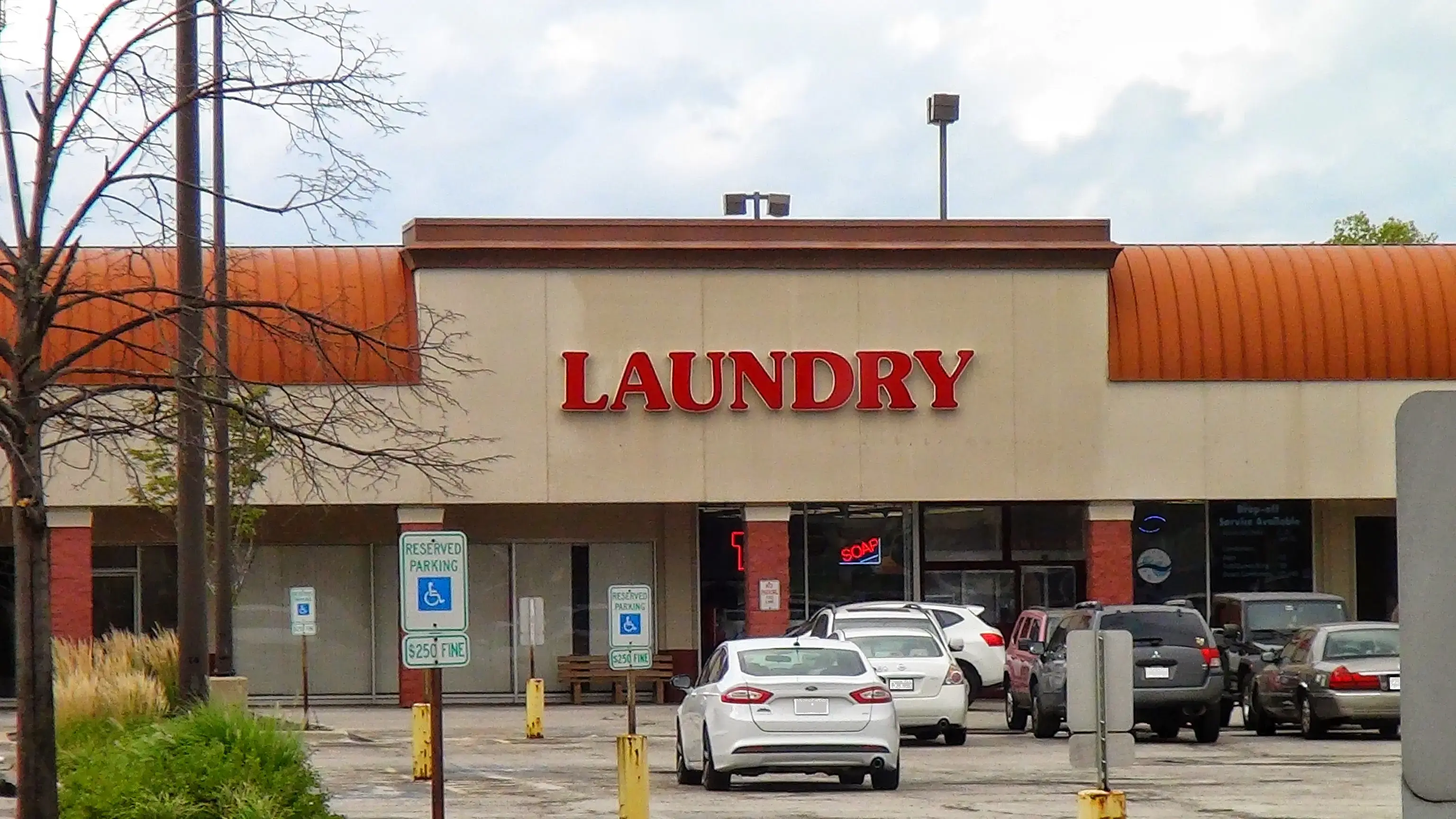 Clean Blue Laundry thumbnail 16