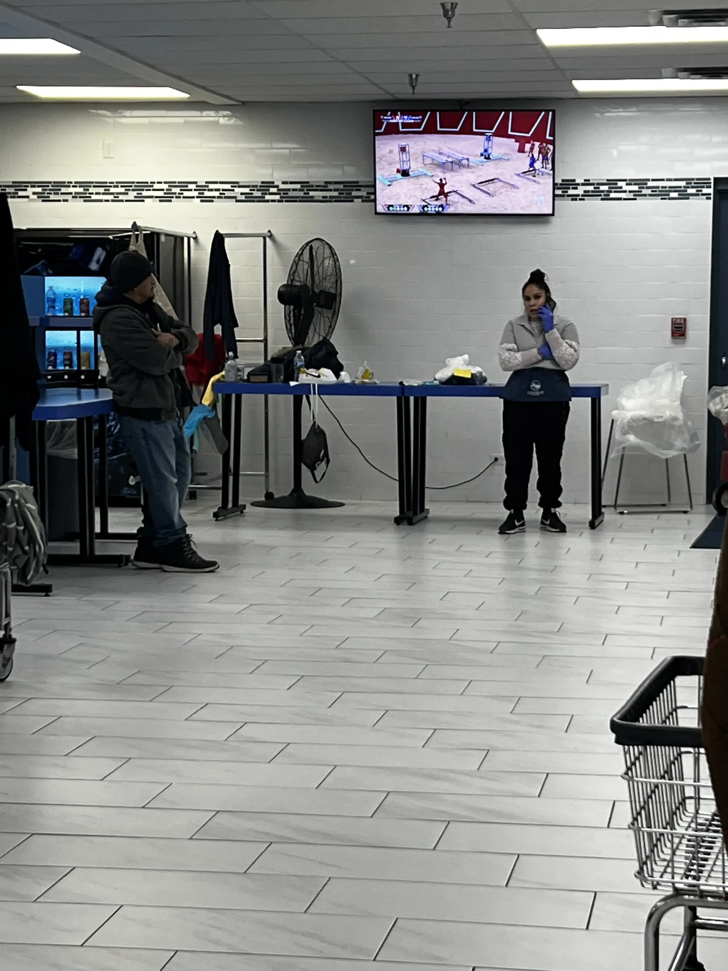 Clean Blue Laundry - Image 5