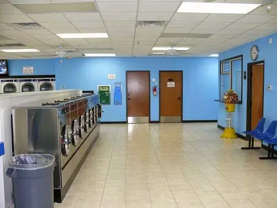 Clean City Laundromat and Wash & Fold thumbnail 15