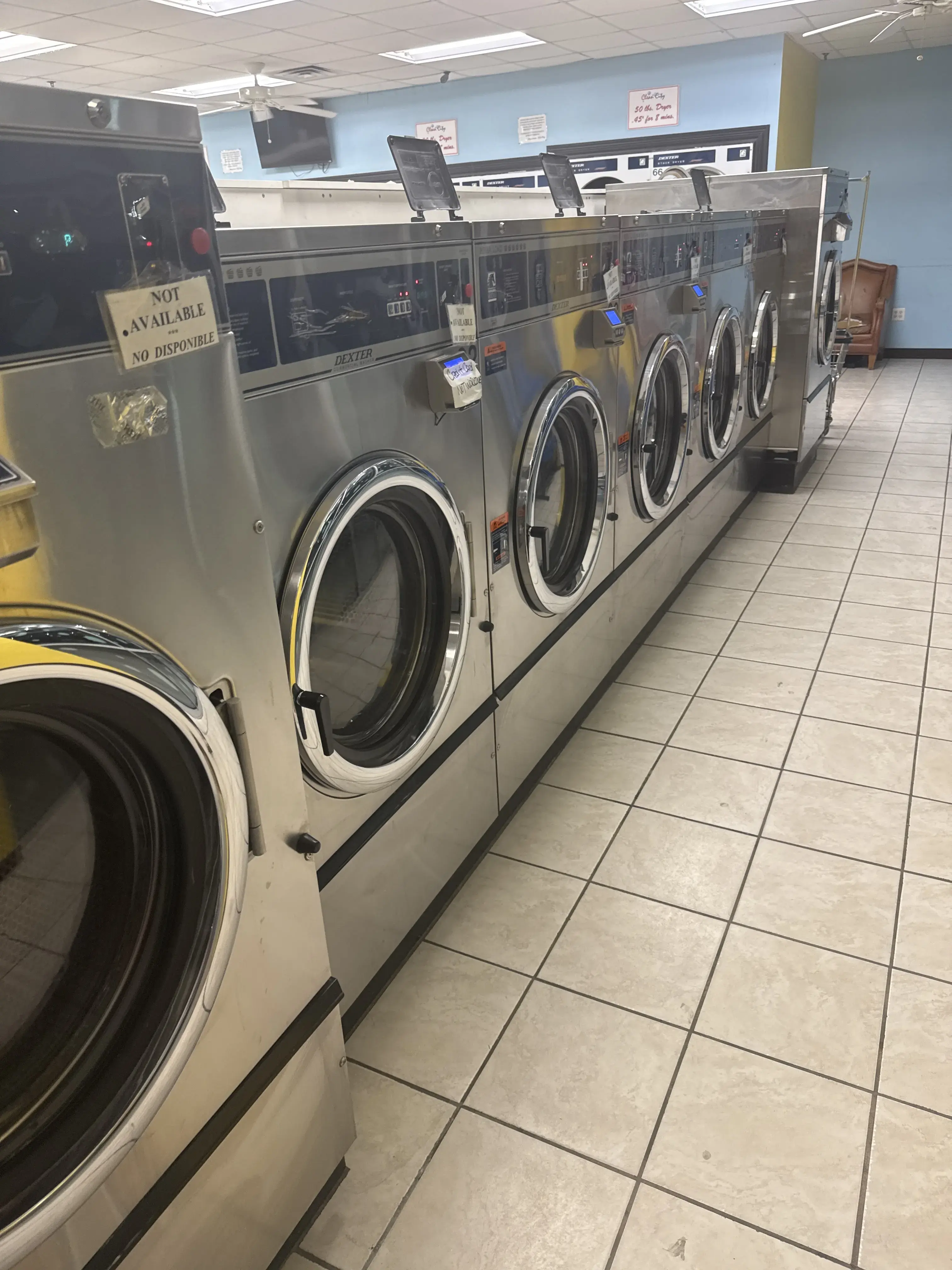 Clean City Laundromat and Wash & Fold thumbnail 3