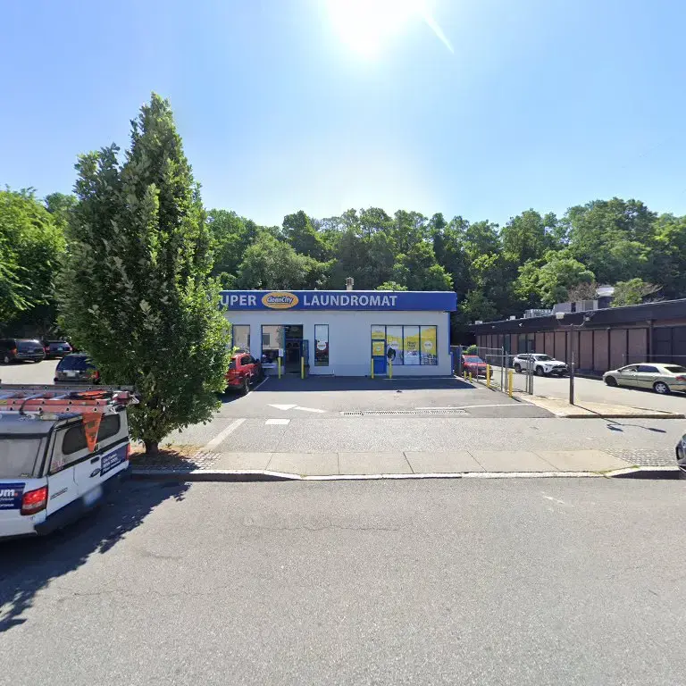 Clean City Super Laundromat thumbnail 18