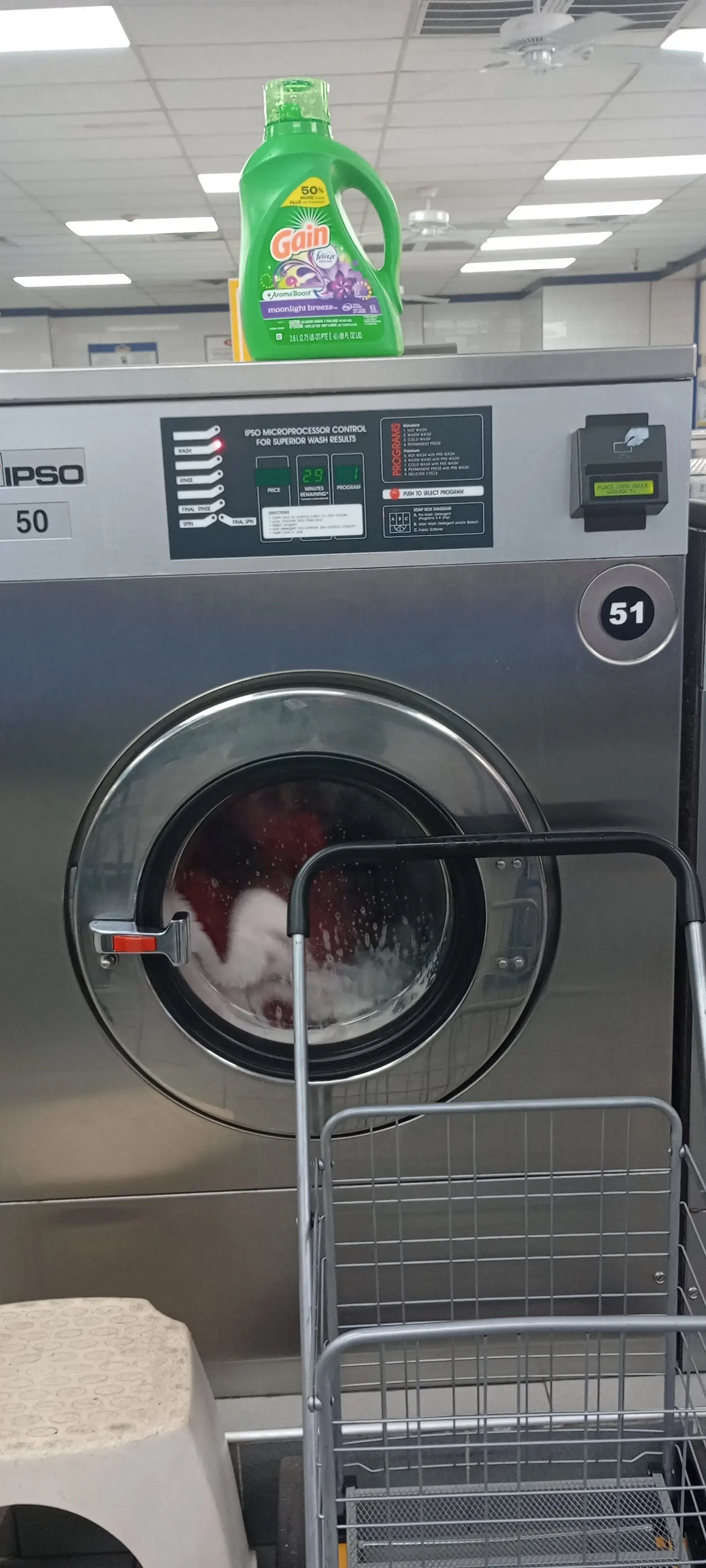 Clean City Super Laundromat thumbnail 14