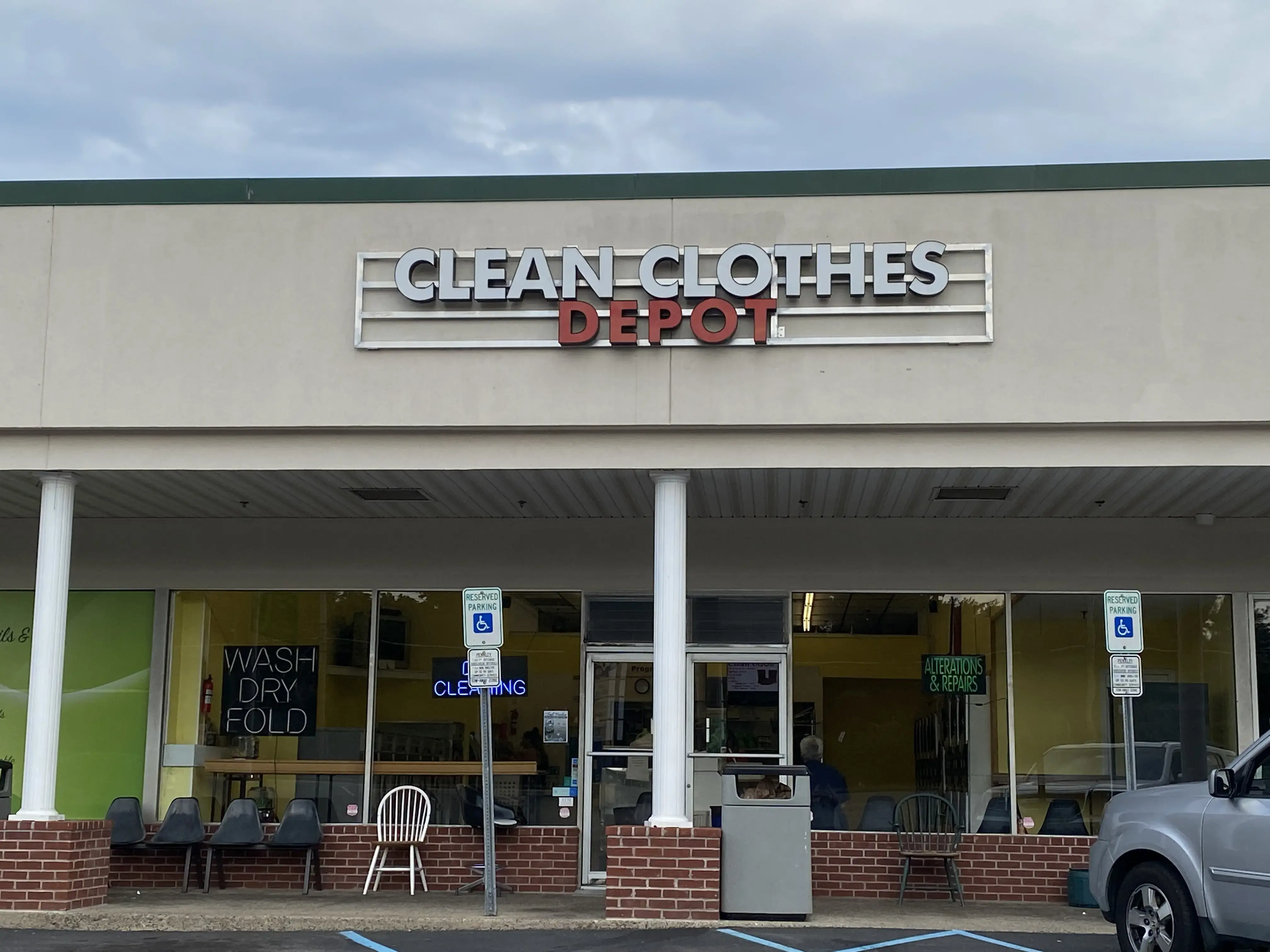 Clean Clothes Depot thumbnail 1