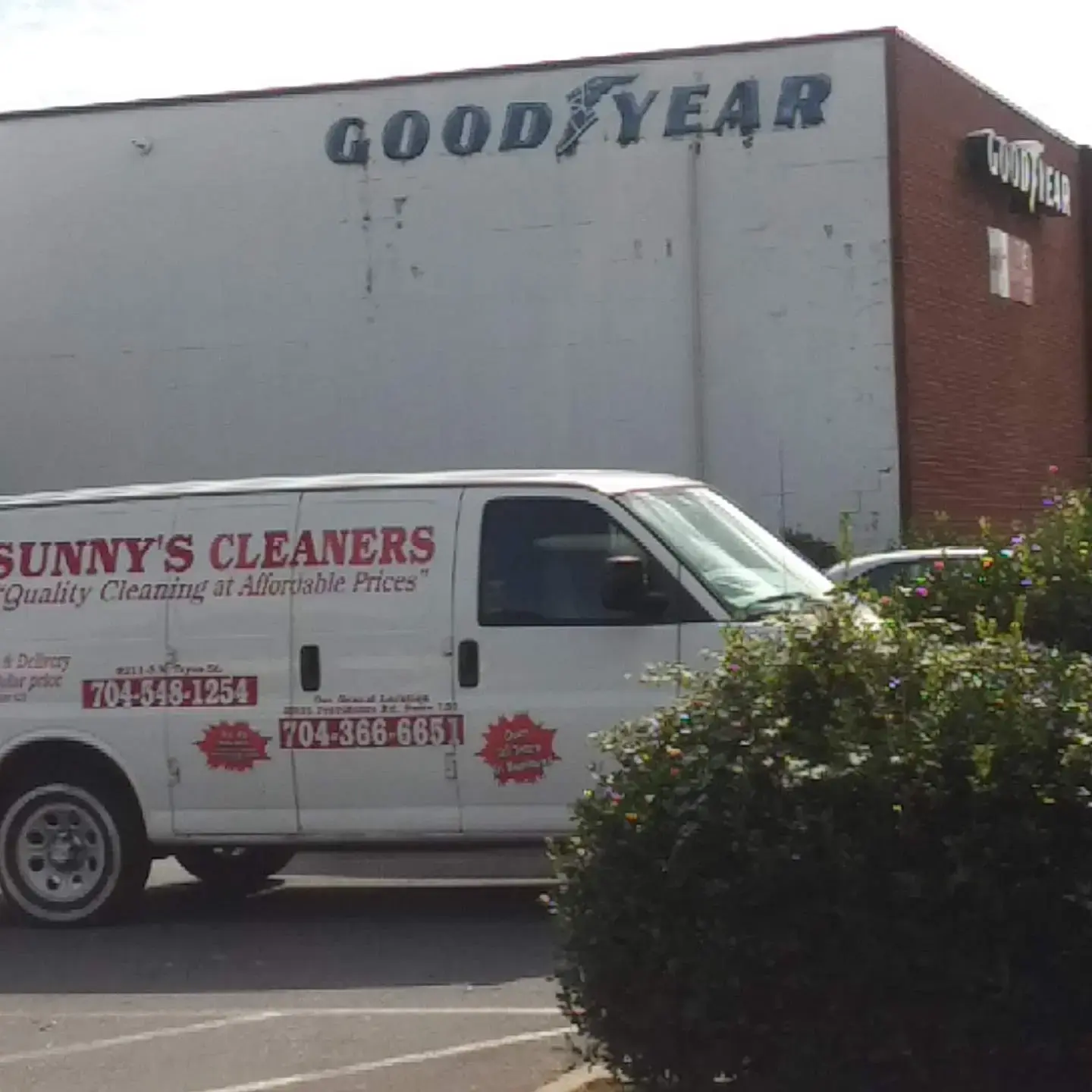 Clean Clothes Dry Cleaners and Alterations - Eastway Drive thumbnail 9