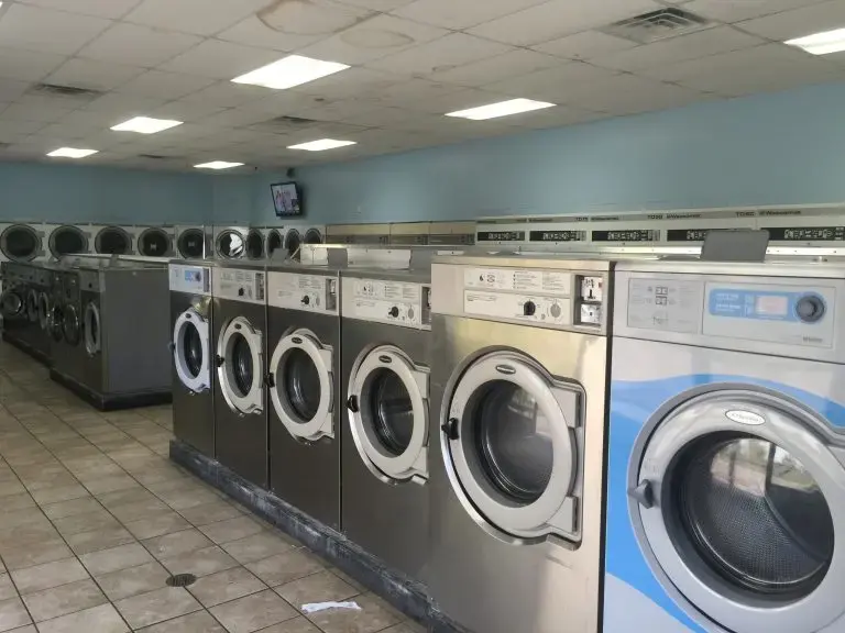 Clean Clothes Dry Cleaners and Alterations - Eastway Drive thumbnail 2