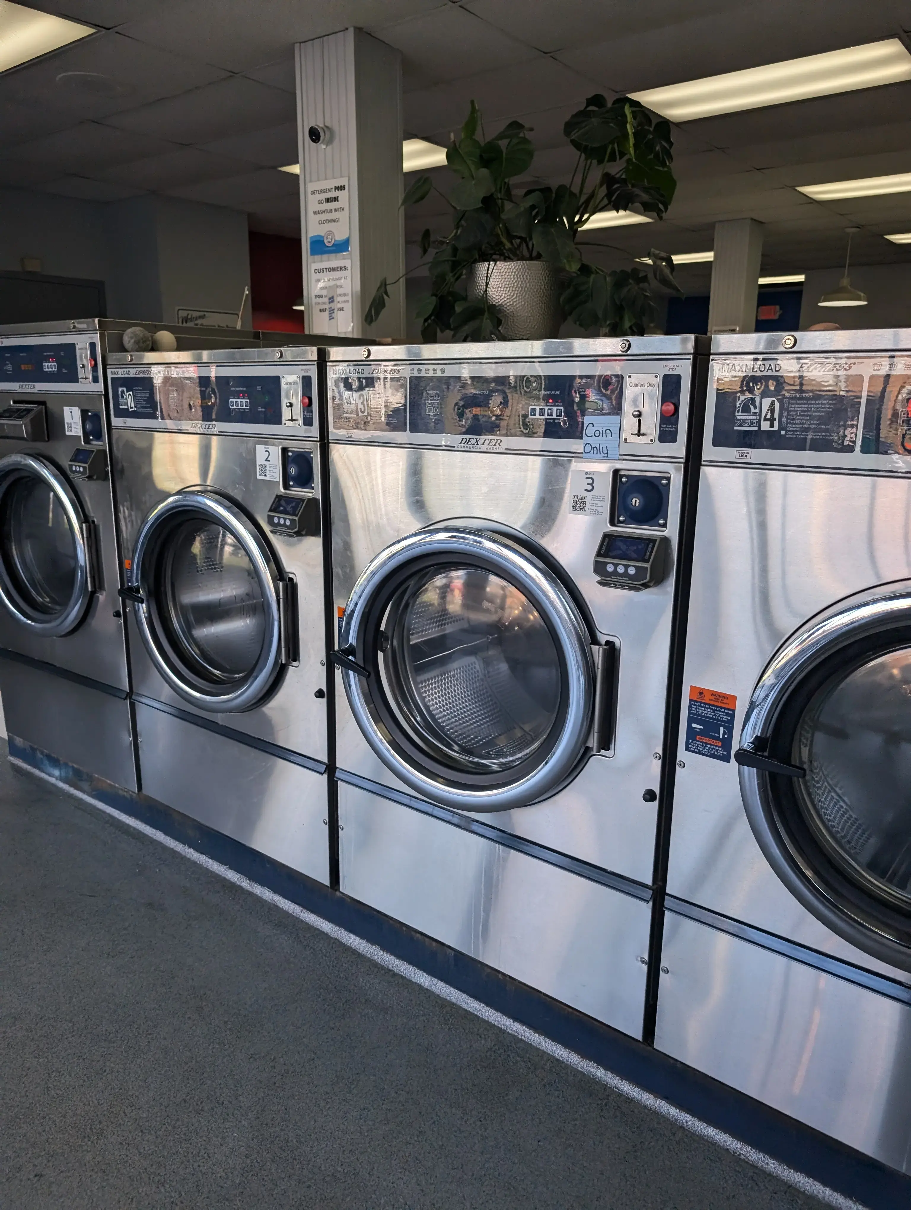 Clean Clothes Laundry Co. - Image 9