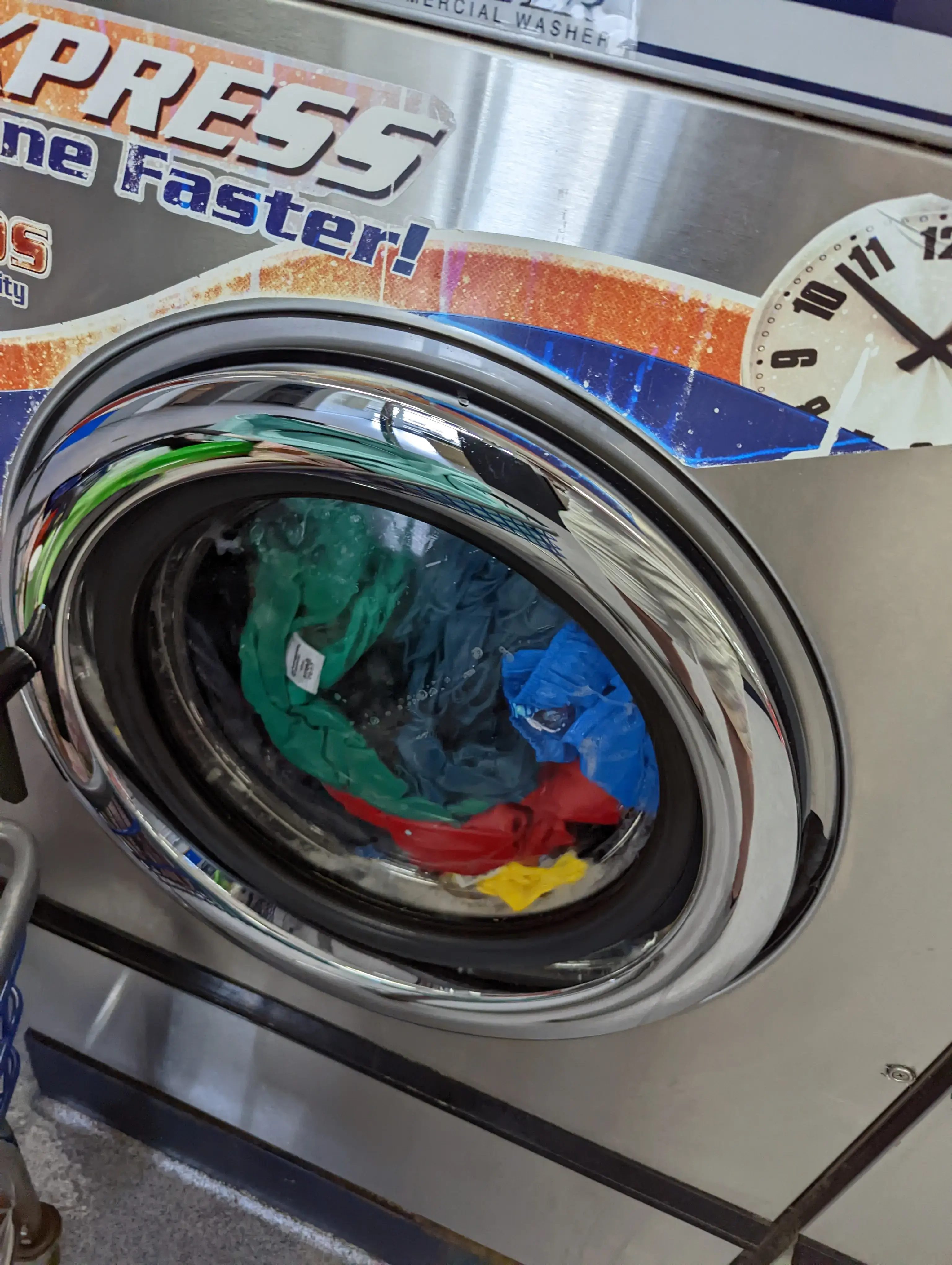 Clean Clothes Laundry Co. thumbnail 6