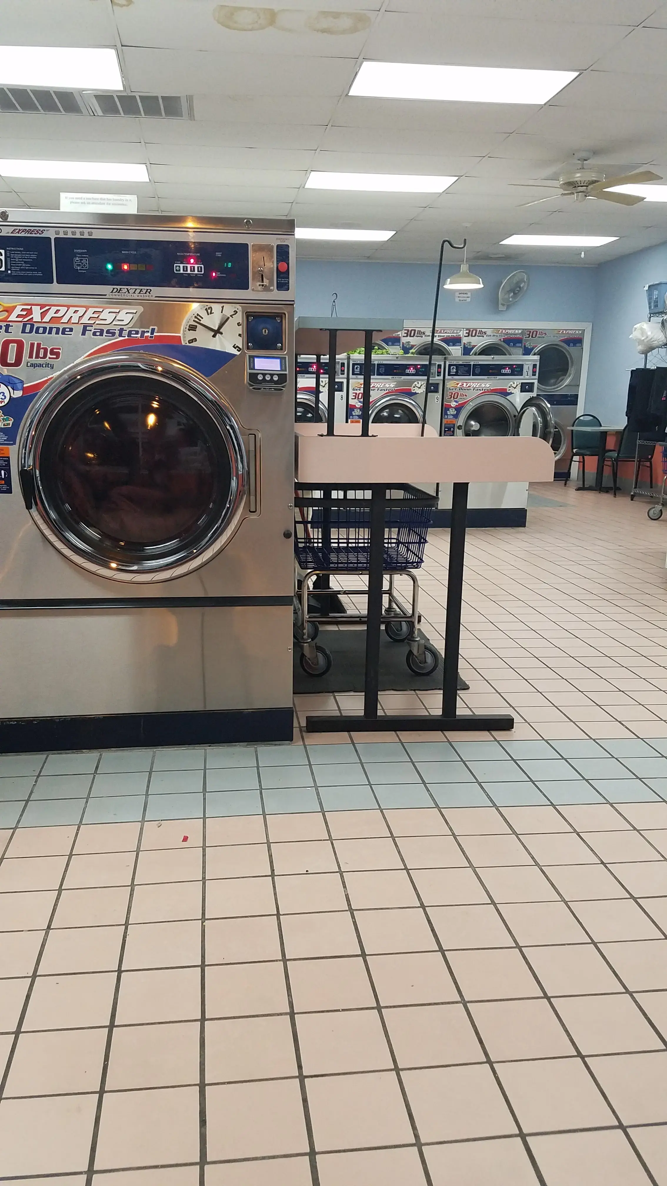 Clean Clothes Laundry Co. thumbnail 11