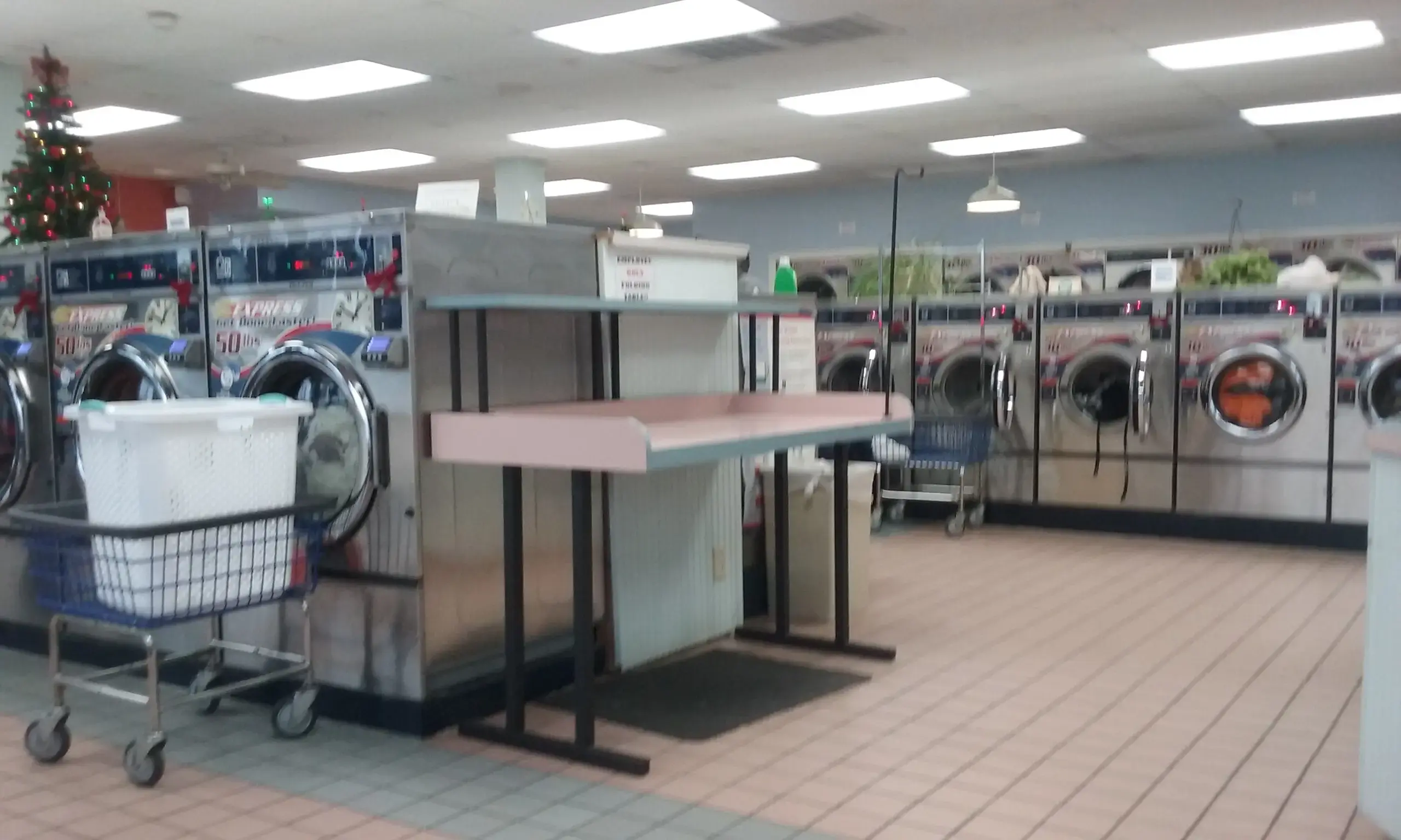 Clean Clothes Laundry Co. thumbnail 13