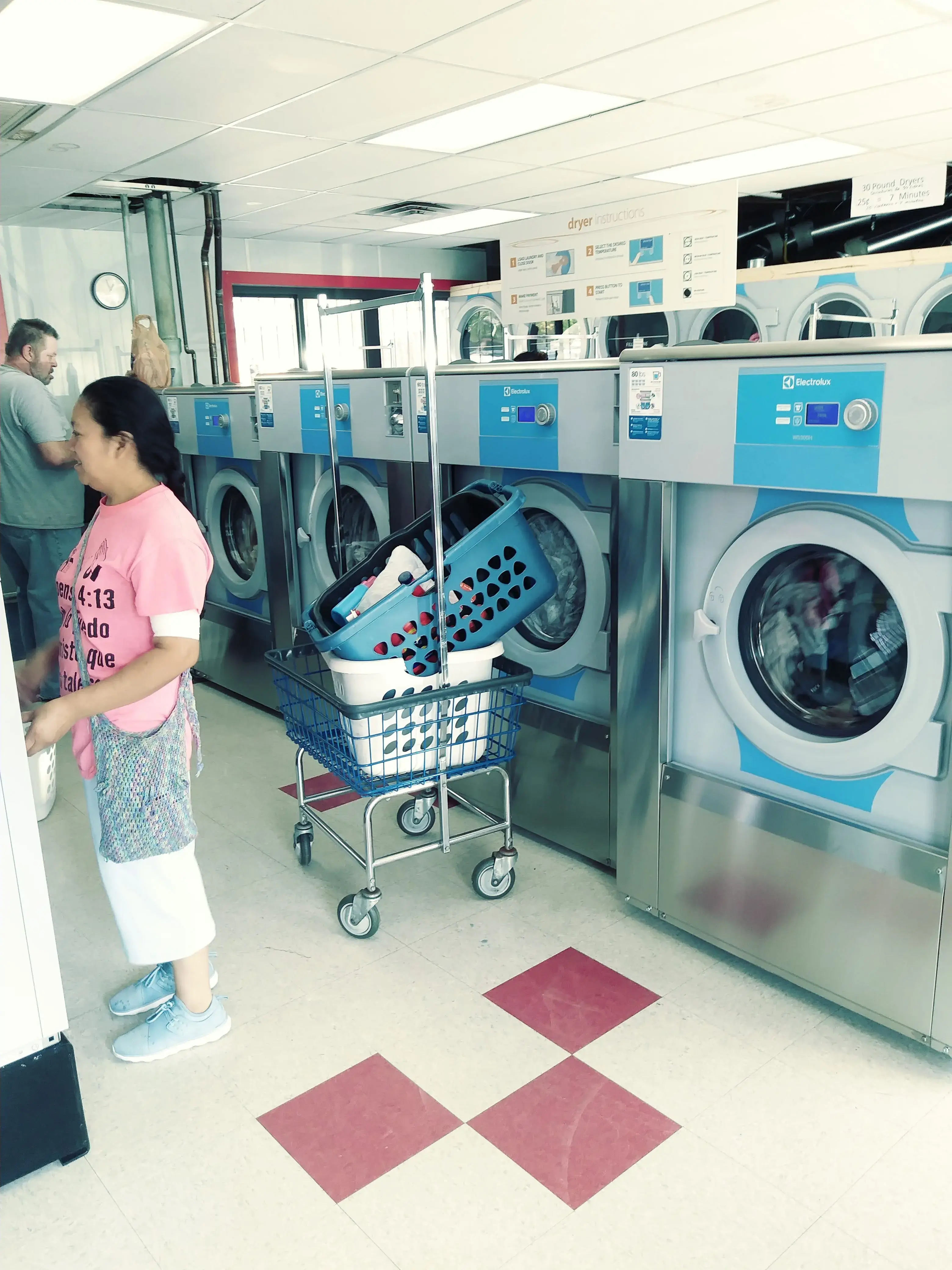 Clean Clothes Laundry Co. thumbnail 14