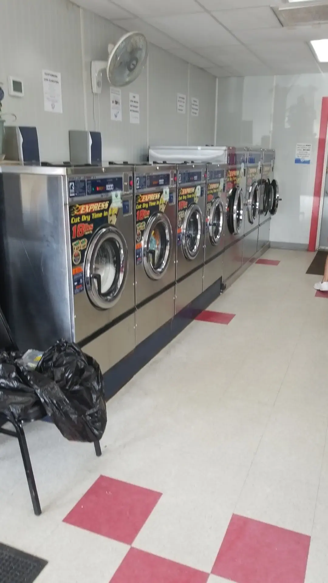 Clean Clothes Laundry Co. - Image 16