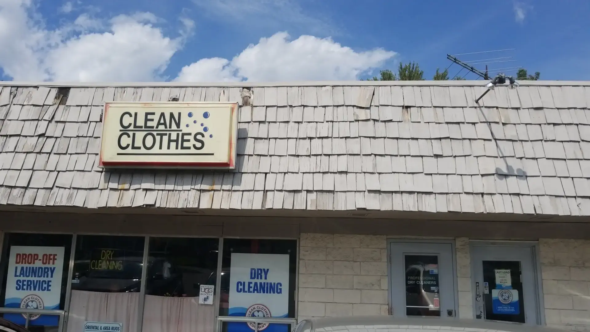 Clean Clothes Laundry Co. - Image 4