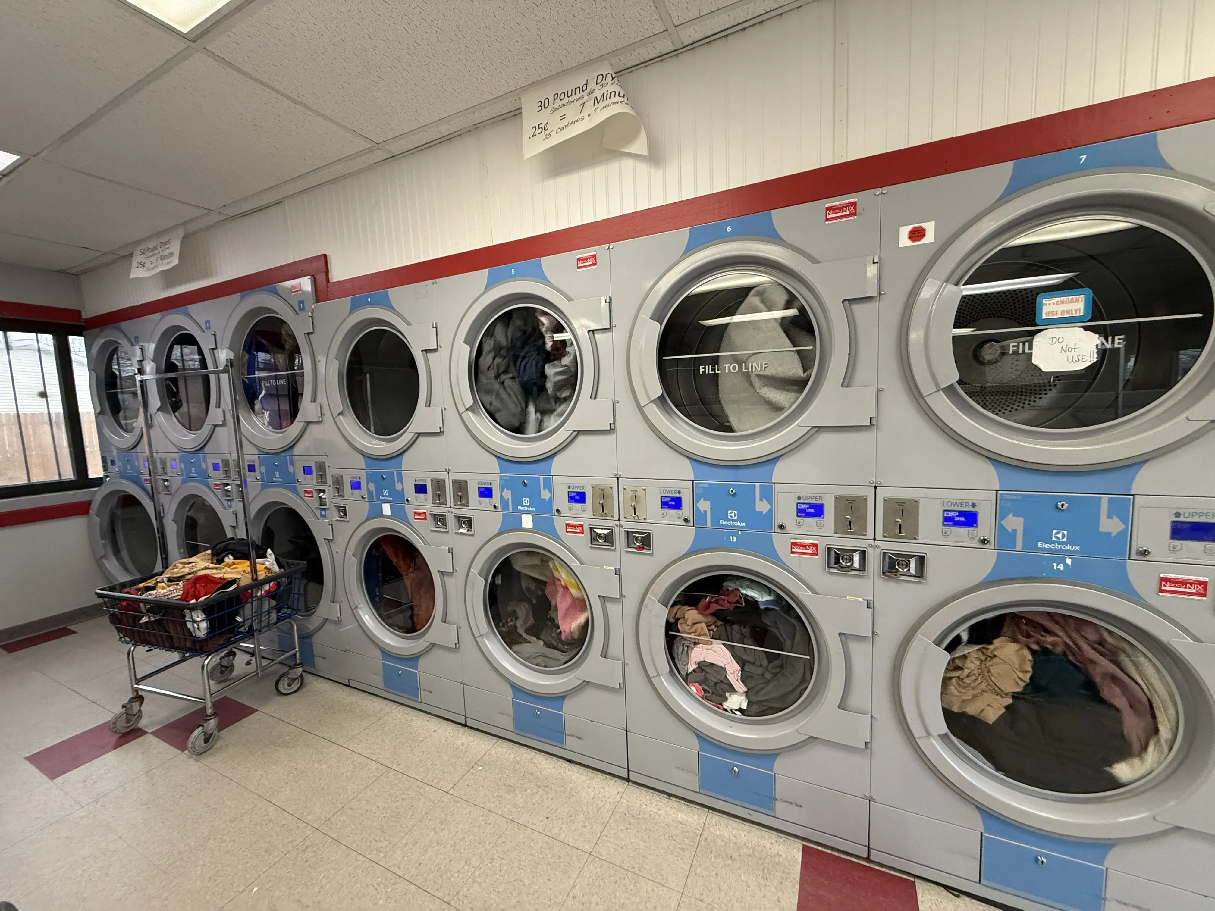 Clean Clothes Laundry Co. - Image 1