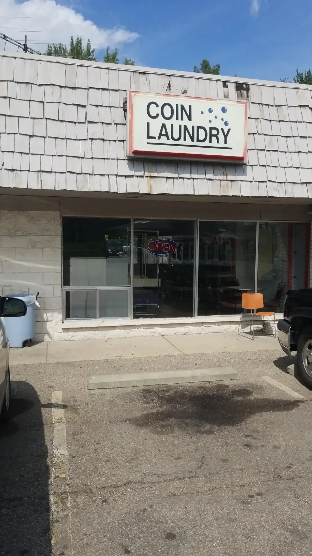 Clean Clothes Laundry Co. thumbnail 2