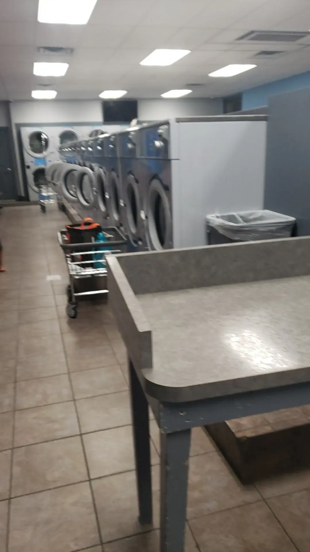 Clean Enterprises Laundromat & Car Wash - Image 13