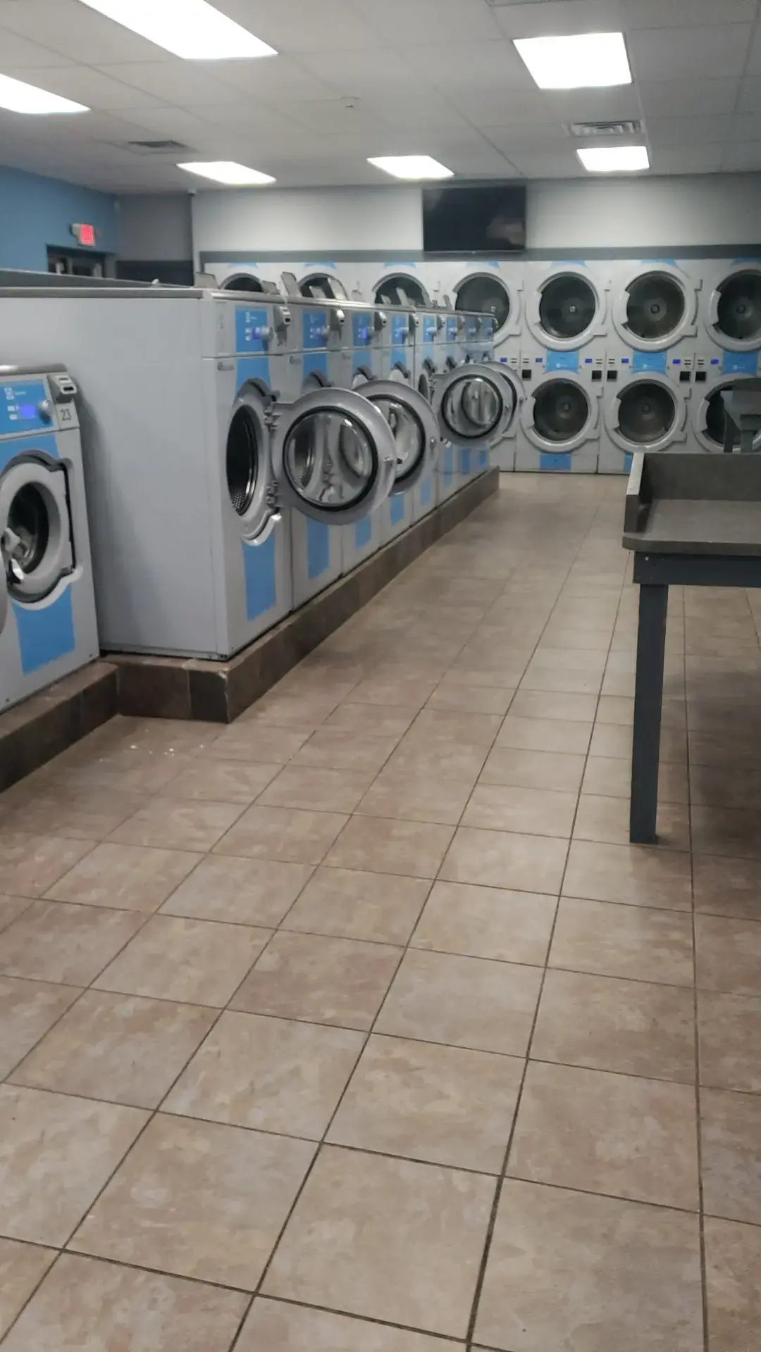 Clean Enterprises Laundromat & Car Wash thumbnail 20