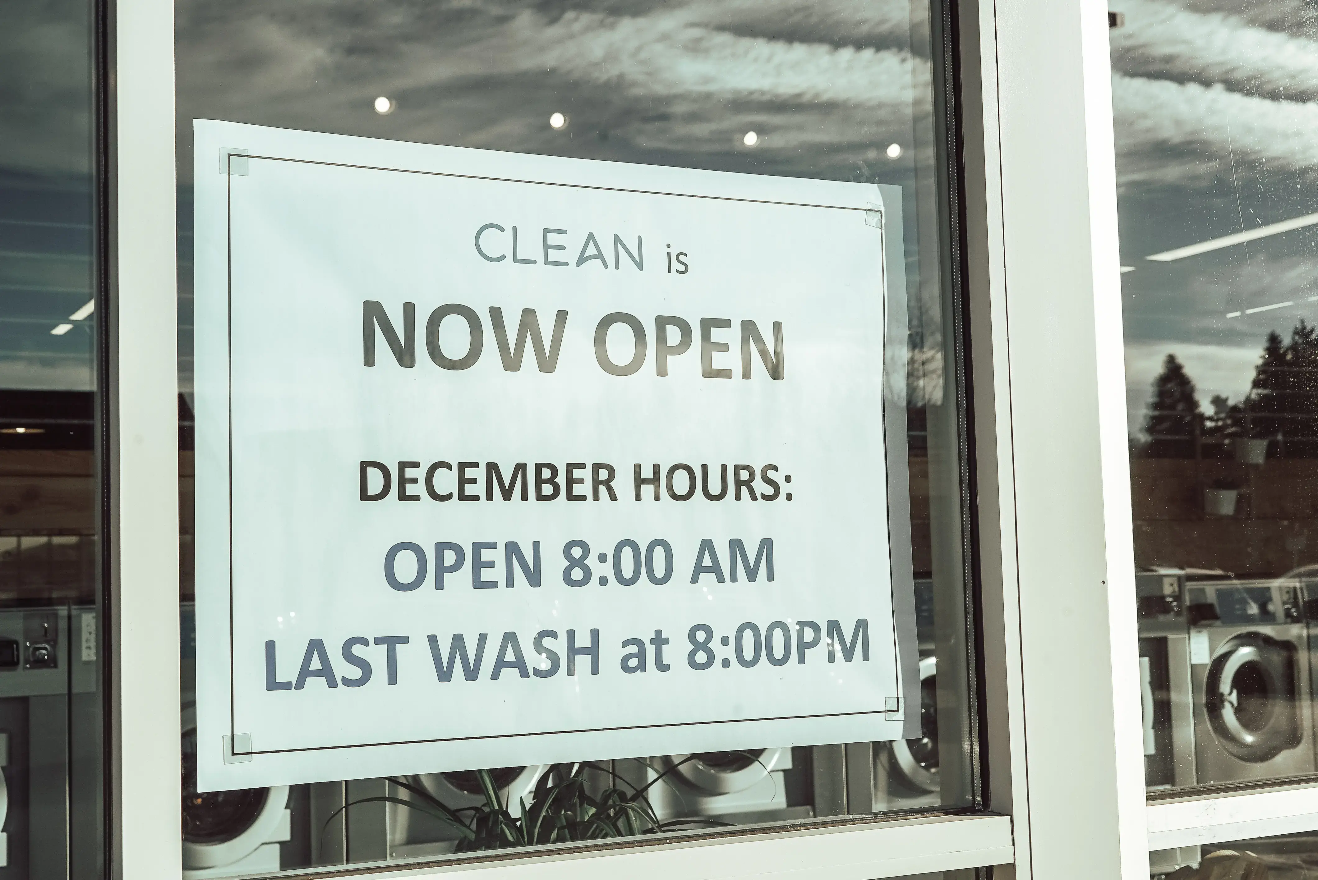 Clean Eugene Laundromat thumbnail 19