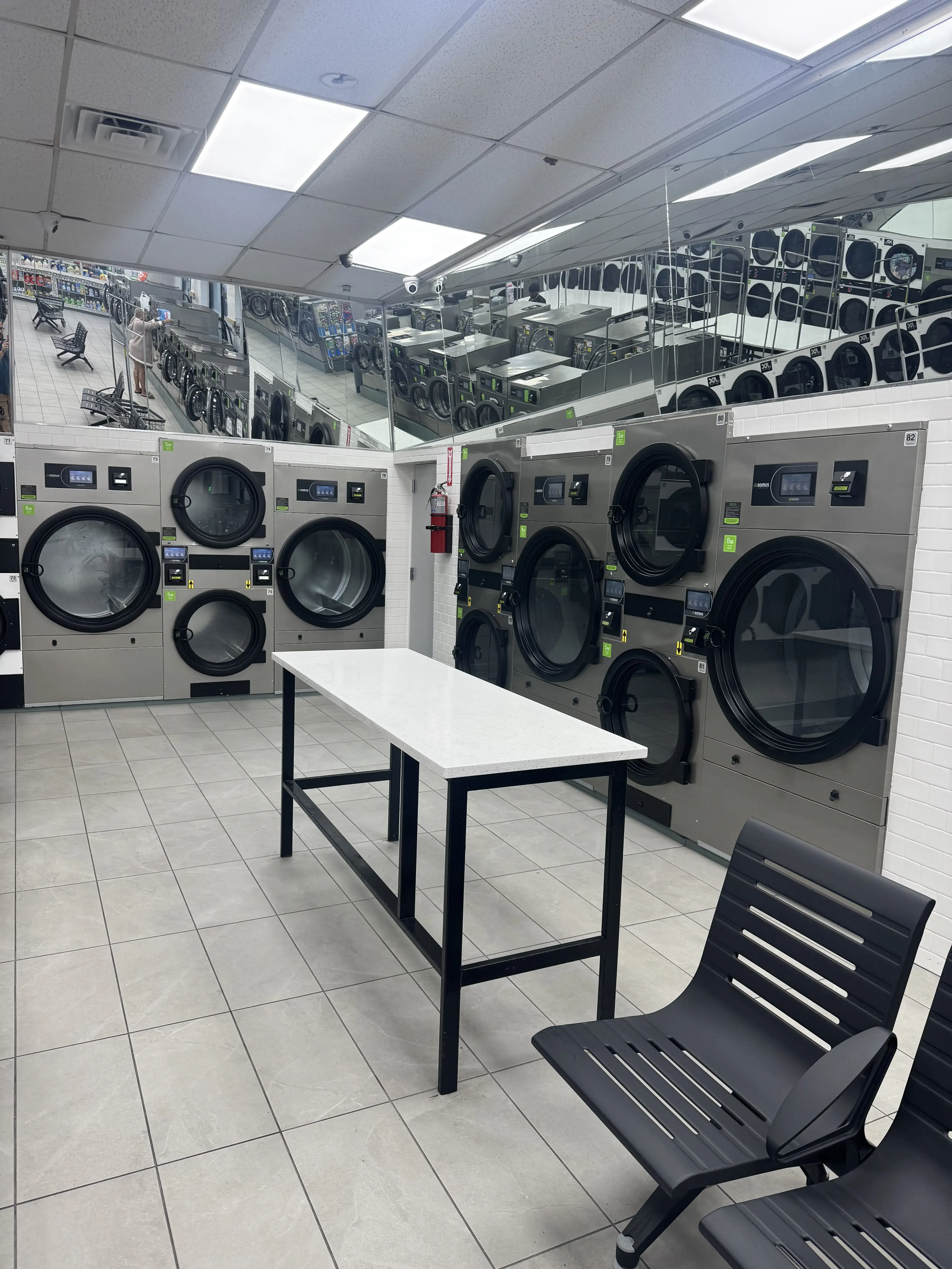 Clean & Go Laundromat - Image 4