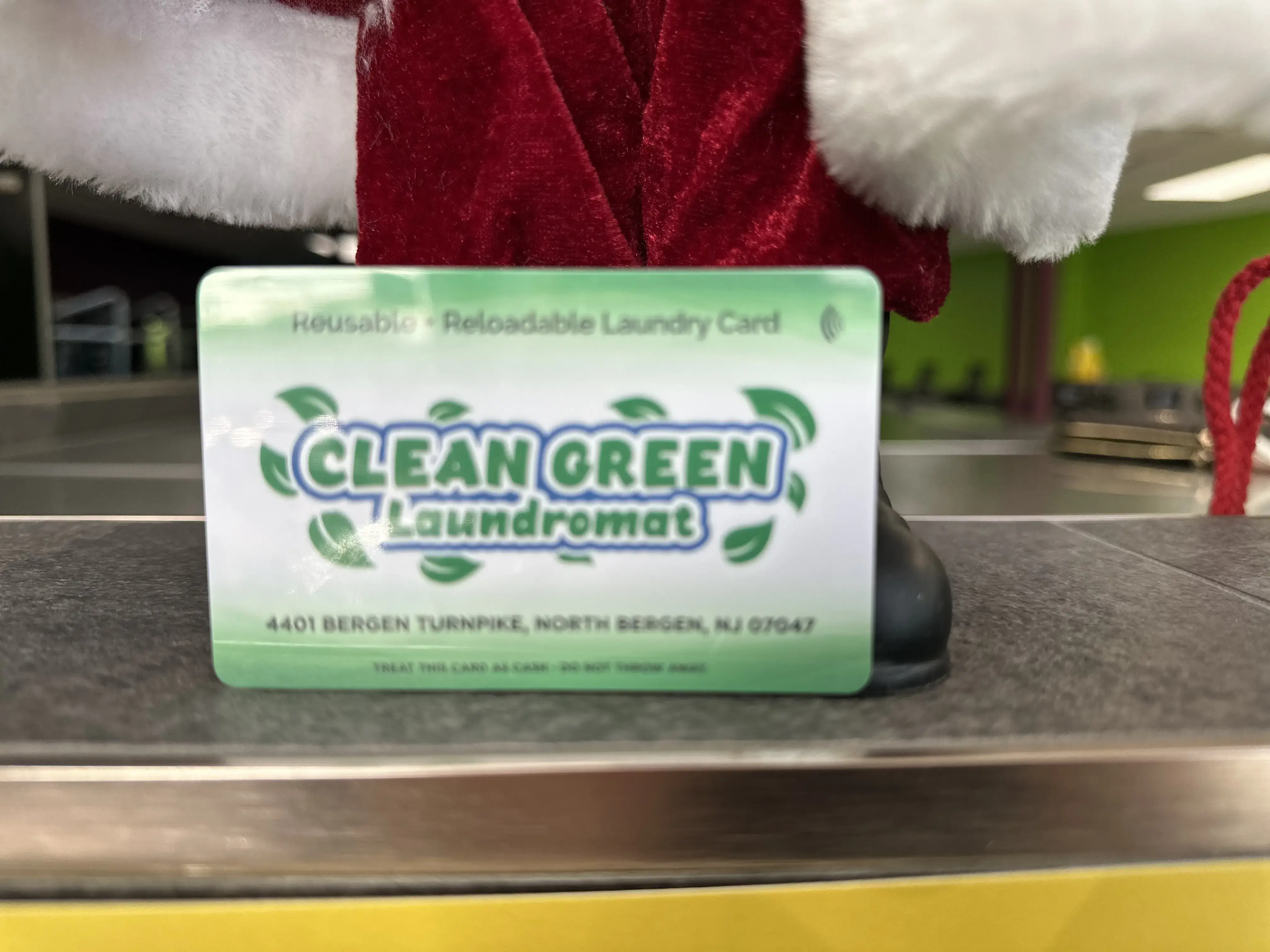 Clean Green Laundromat thumbnail 8