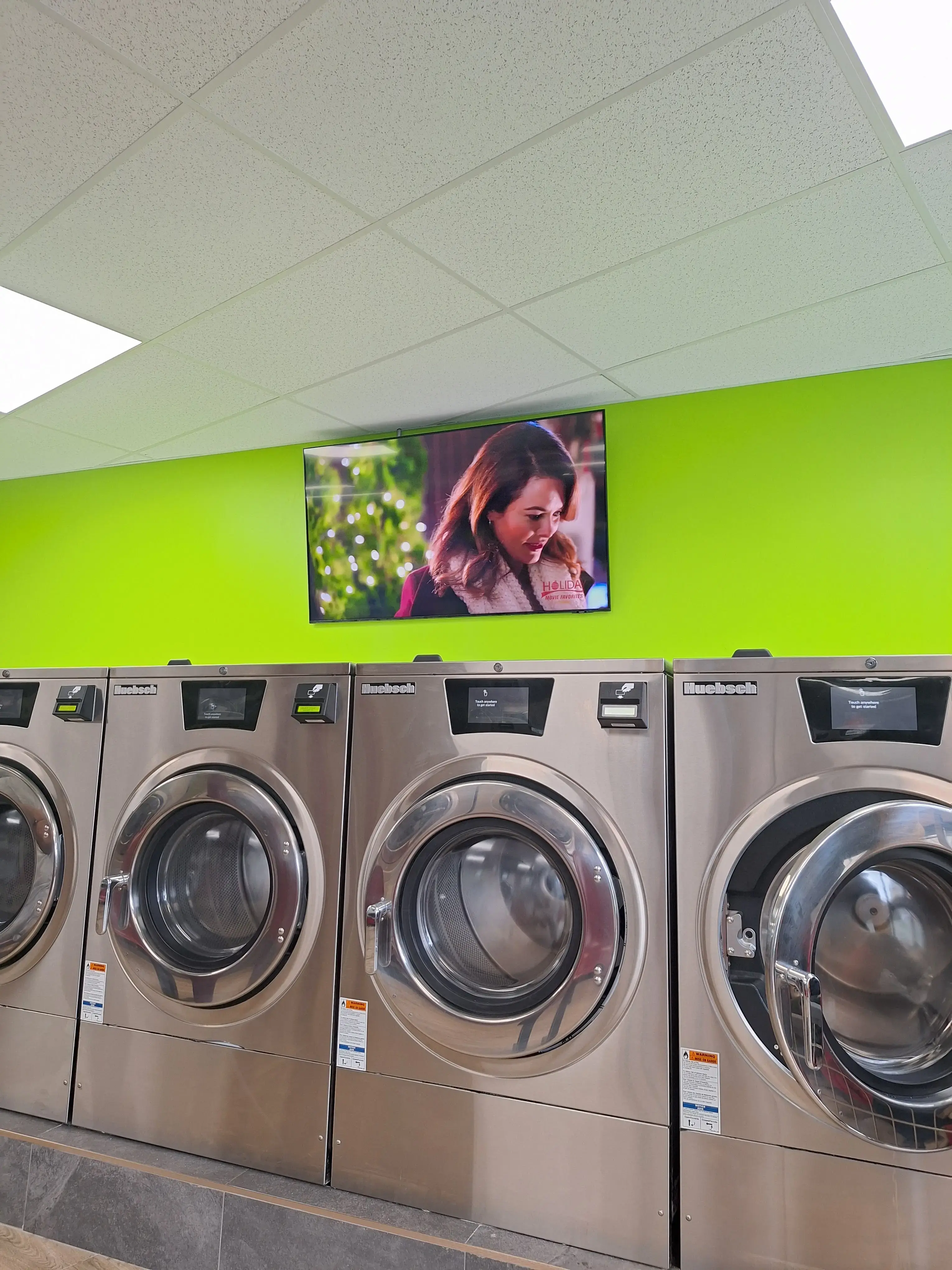 Clean Green Laundromat - Image 17