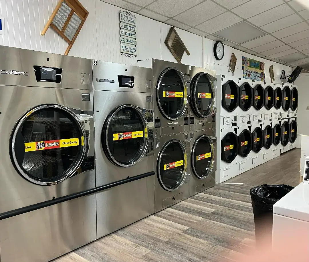 Clean Jeans Laundry thumbnail 10