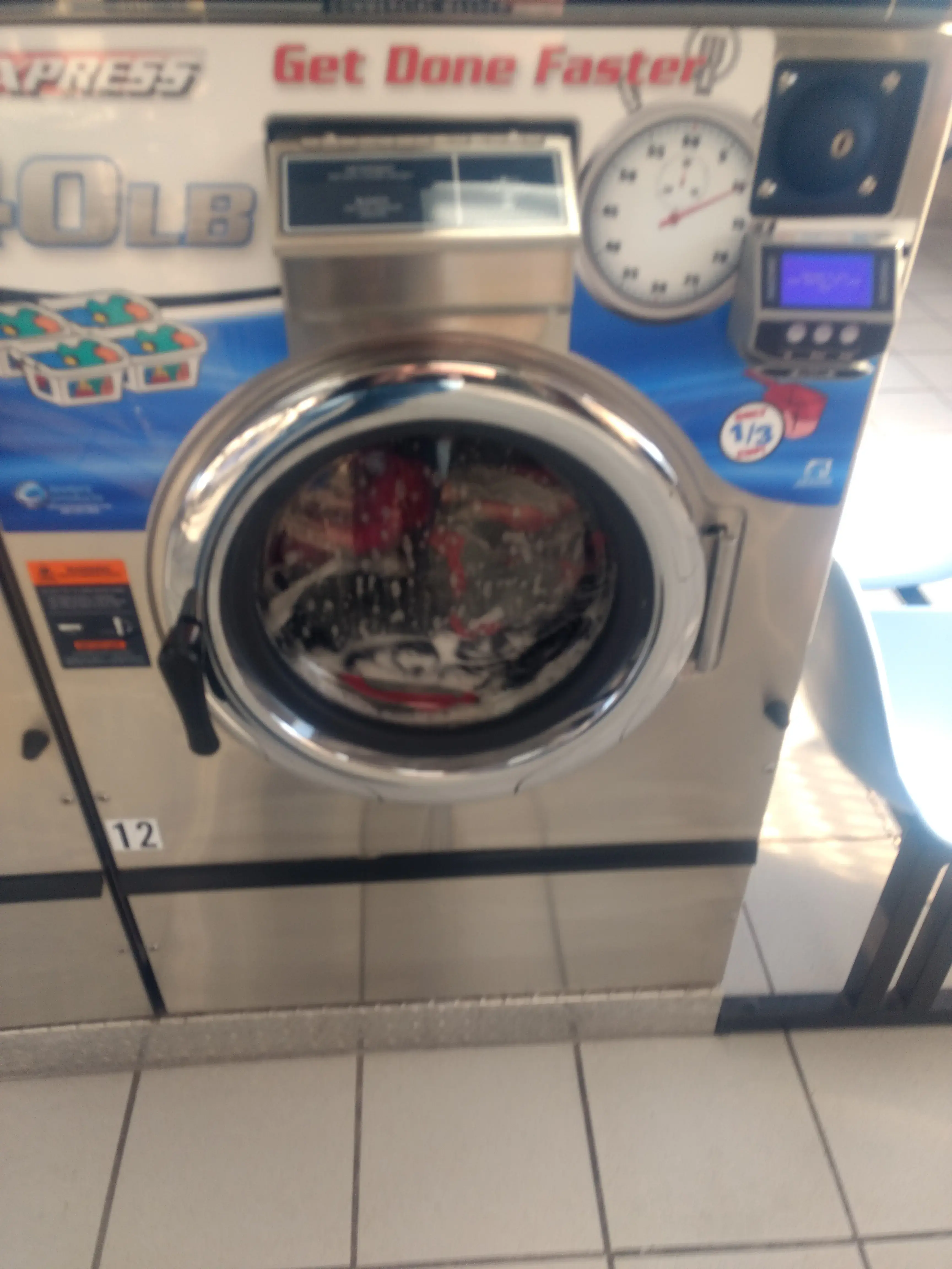 Clean Jeans Laundry Room & Tanning thumbnail 15